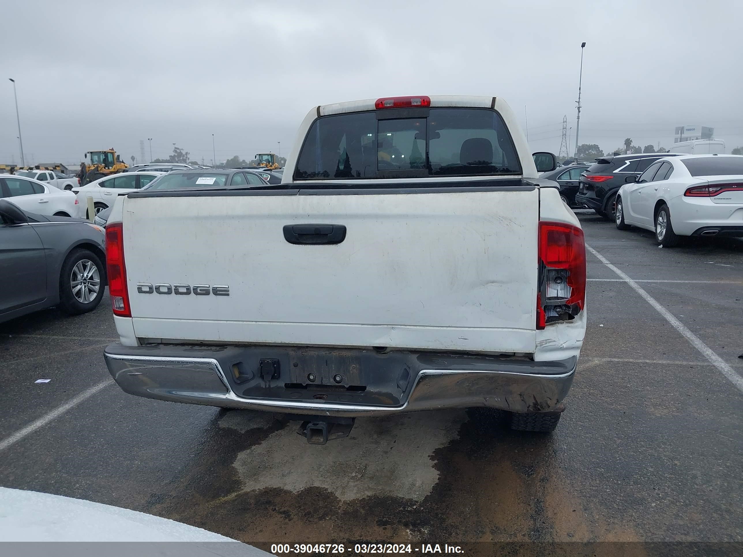 Photo 15 VIN: 1D7HA18Z62J234459 - DODGE RAM 