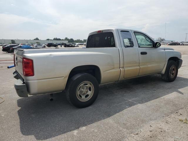 Photo 2 VIN: 1D7HE22K85S304600 - DODGE DAKOTA 