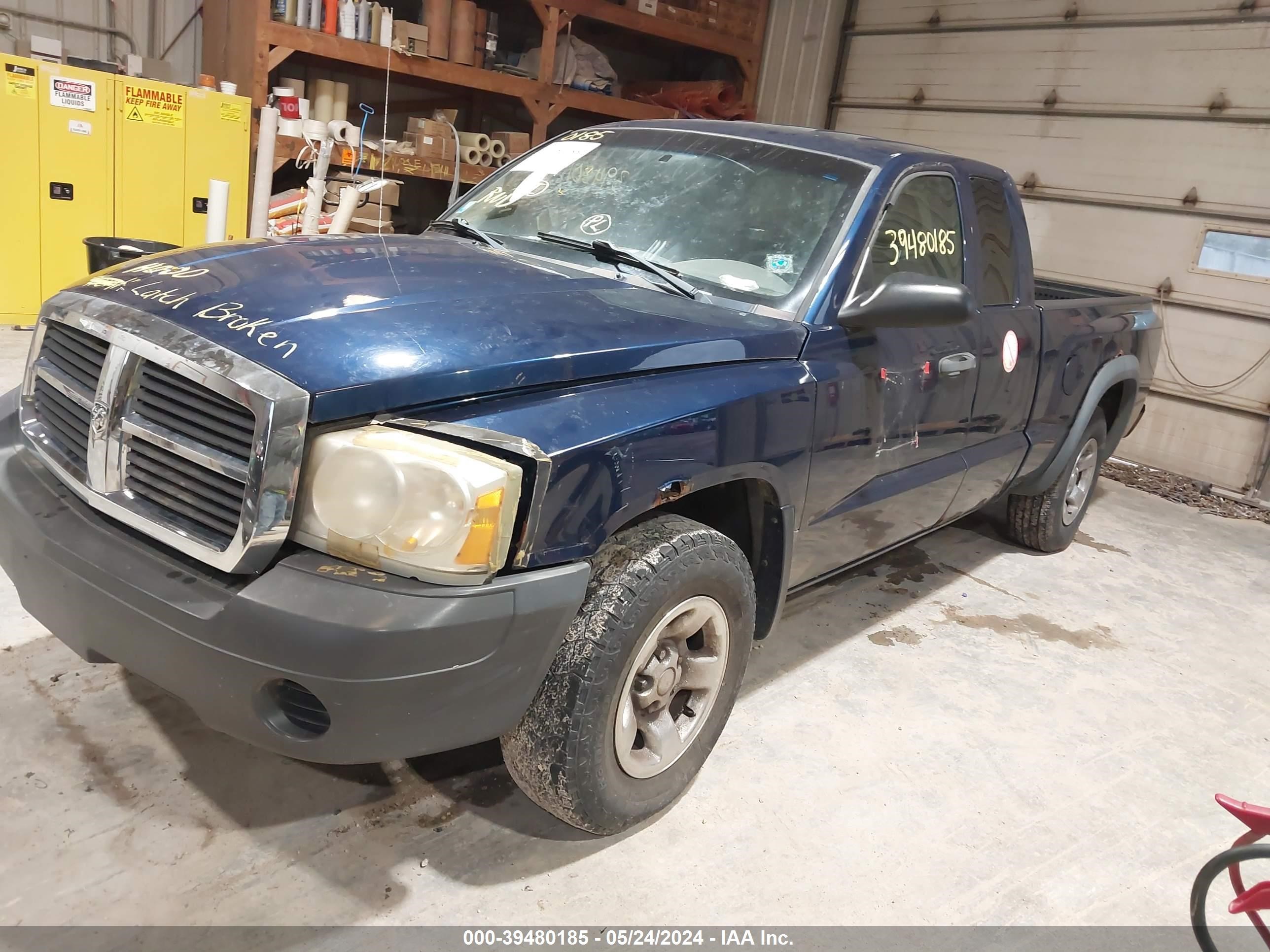 Photo 1 VIN: 1D7HE22K95S158188 - DODGE DAKOTA 