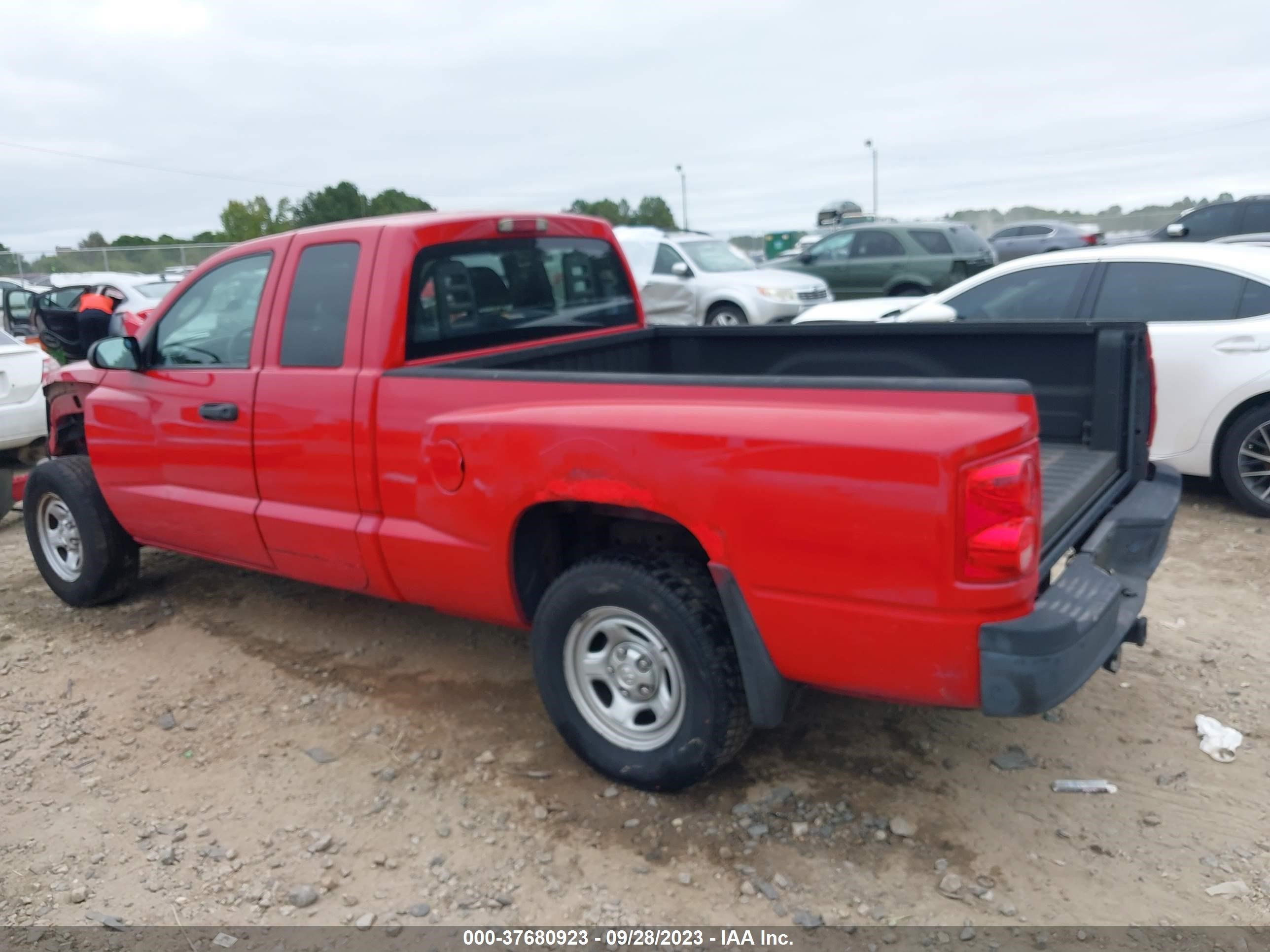 Photo 14 VIN: 1D7HE22KX7S147462 - DODGE DAKOTA 