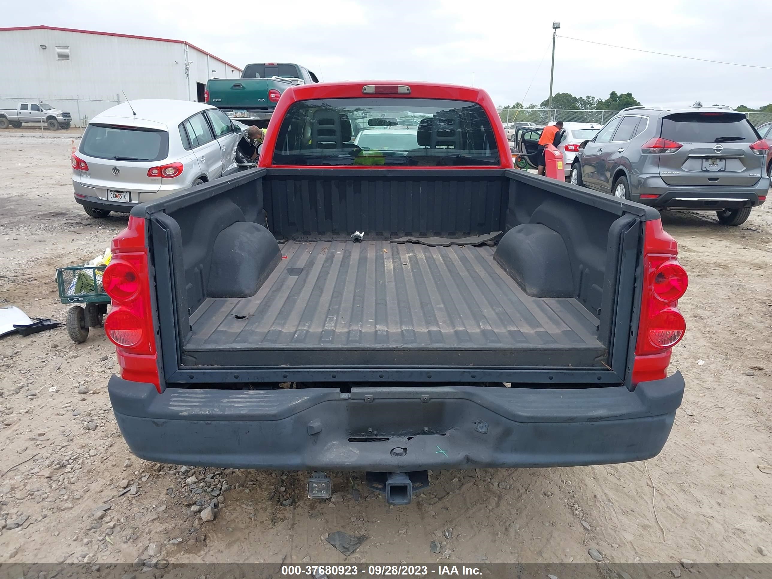 Photo 16 VIN: 1D7HE22KX7S147462 - DODGE DAKOTA 