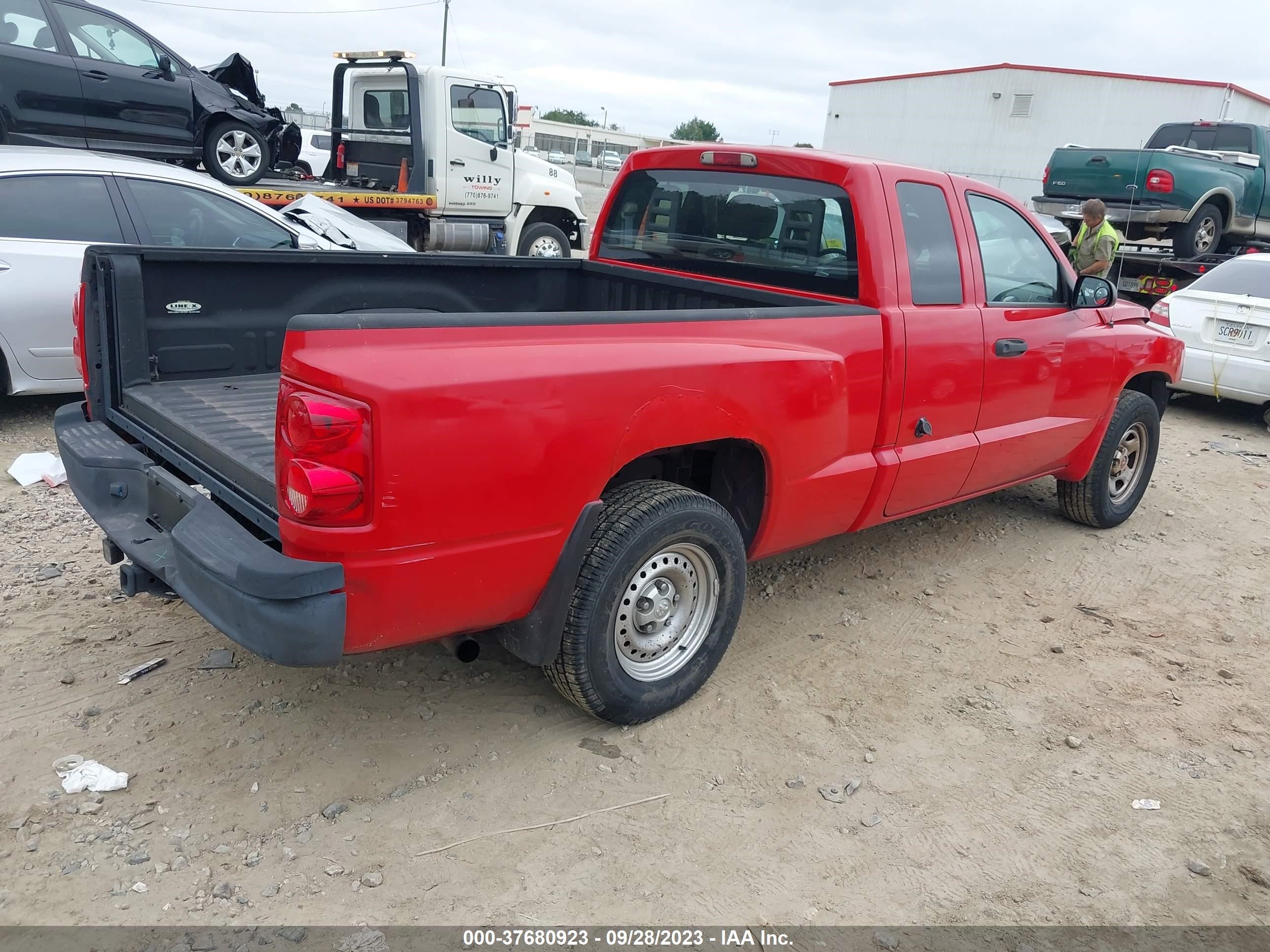 Photo 3 VIN: 1D7HE22KX7S147462 - DODGE DAKOTA 