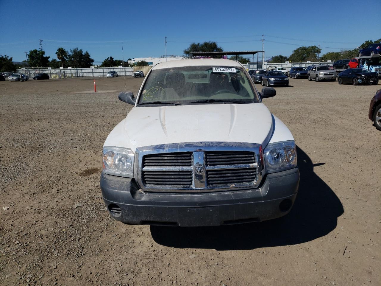 Photo 8 VIN: 1D7HE28K15S158077 - DODGE DAKOTA 