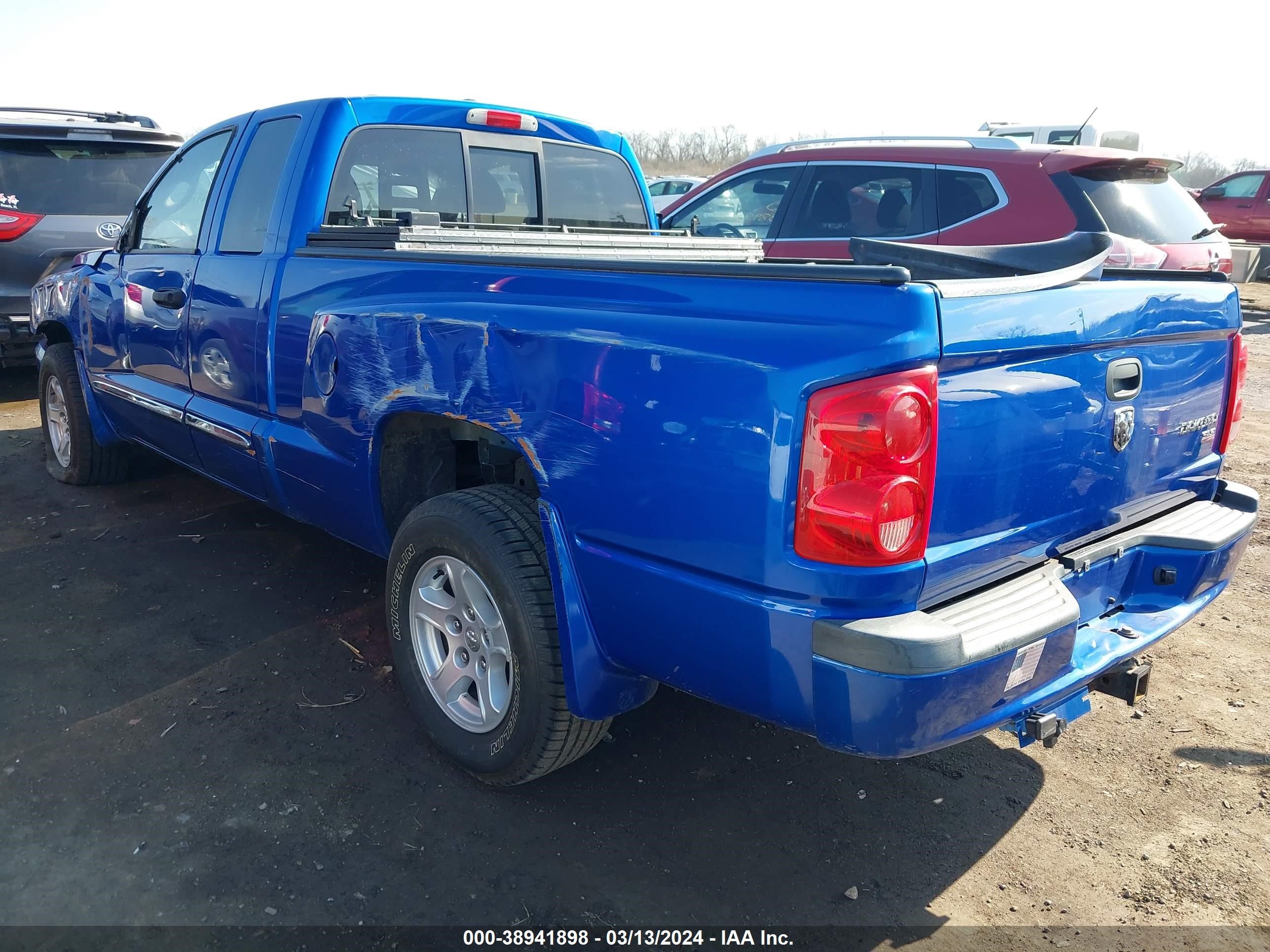 Photo 2 VIN: 1D7HE42K07S160099 - DODGE DAKOTA 