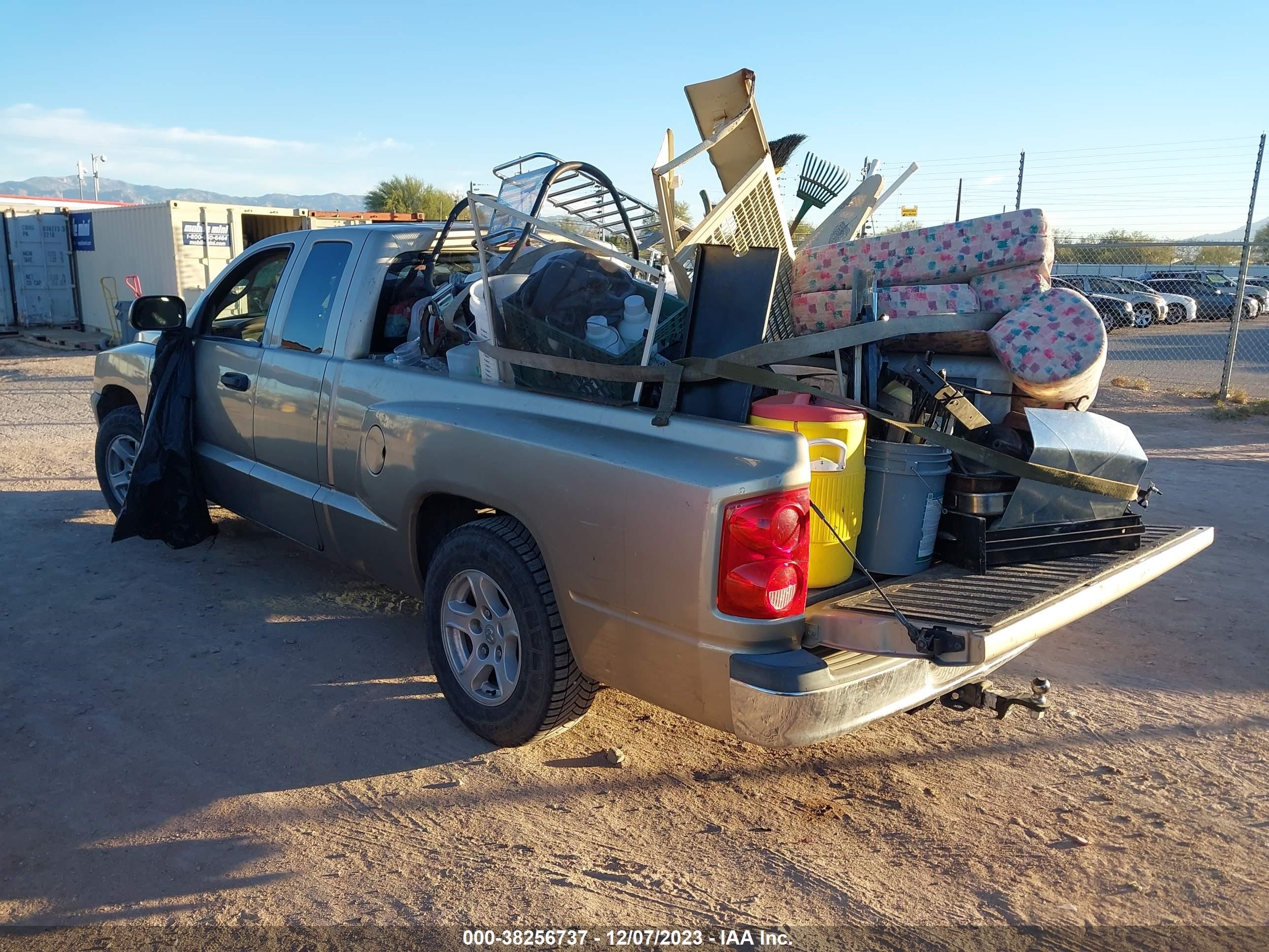 Photo 2 VIN: 1D7HE42K15S251055 - DODGE DAKOTA 