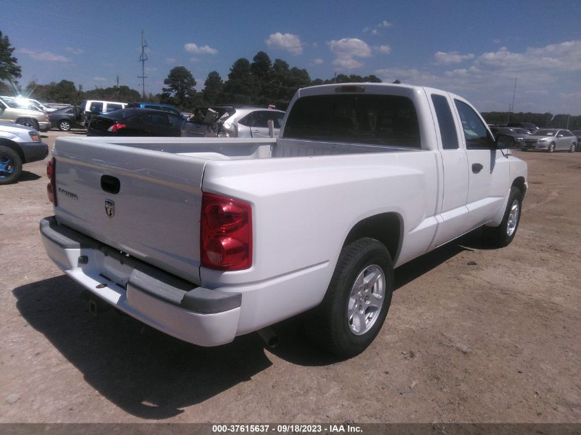 Photo 3 VIN: 1D7HE42K57S149115 - DODGE DAKOTA 