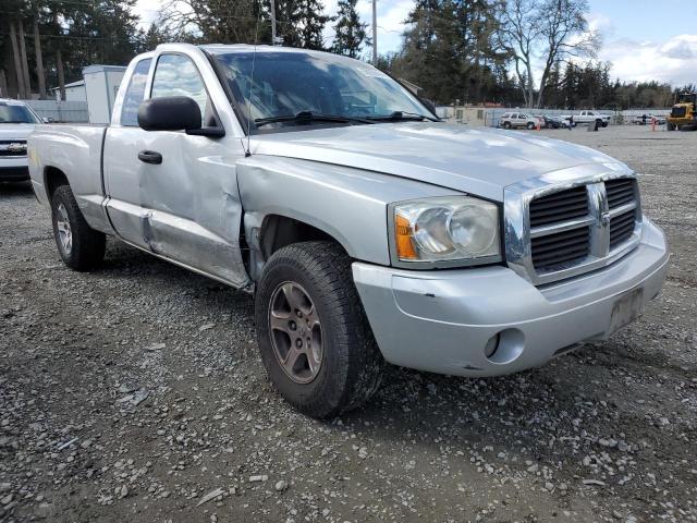 Photo 3 VIN: 1D7HE42KX6S527640 - DODGE DAKOTA 