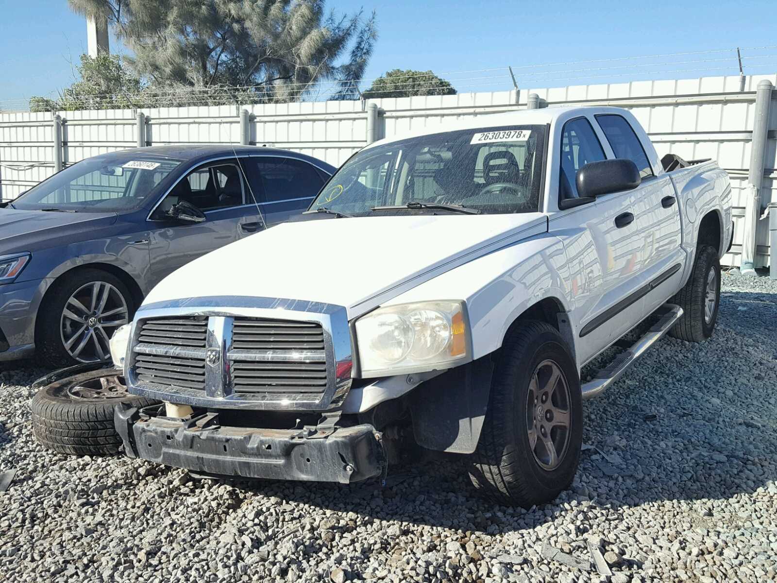 Photo 1 VIN: 1D7HE48K35S271220 - DODGE DAKOTA 