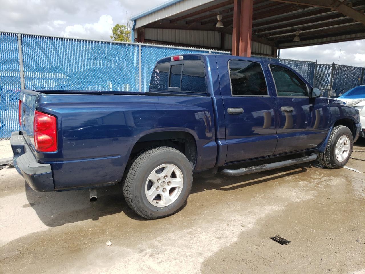 Photo 2 VIN: 1D7HE48K47S181027 - DODGE DAKOTA 