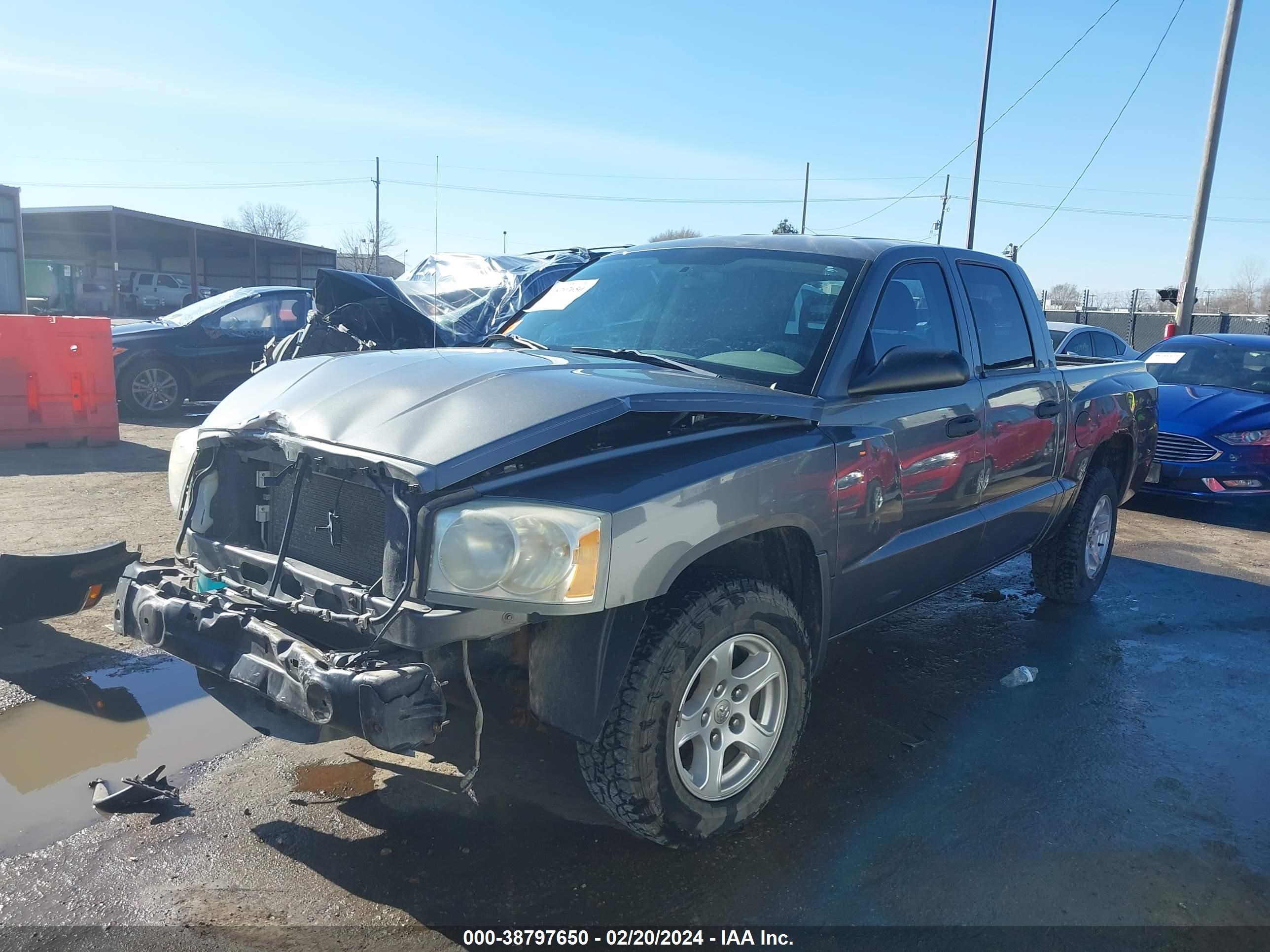 Photo 1 VIN: 1D7HE48N25S223041 - DODGE DAKOTA 