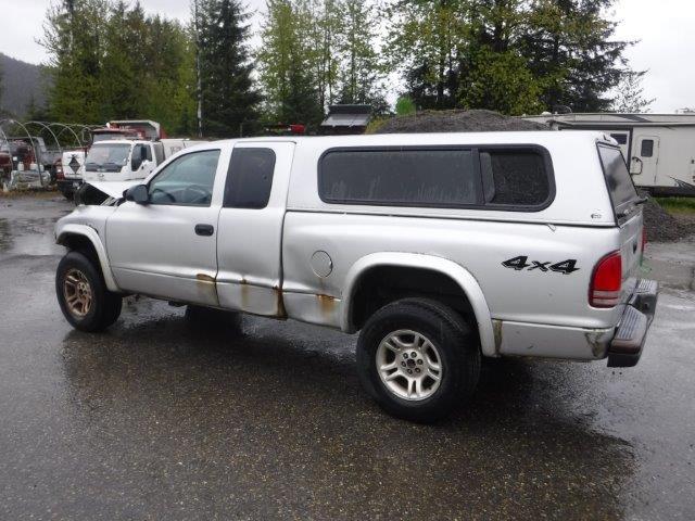 Photo 2 VIN: 1D7HG12KX4S556979 - DODGE DAKOTA 