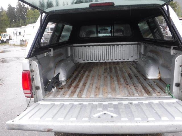 Photo 8 VIN: 1D7HG12KX4S556979 - DODGE DAKOTA 