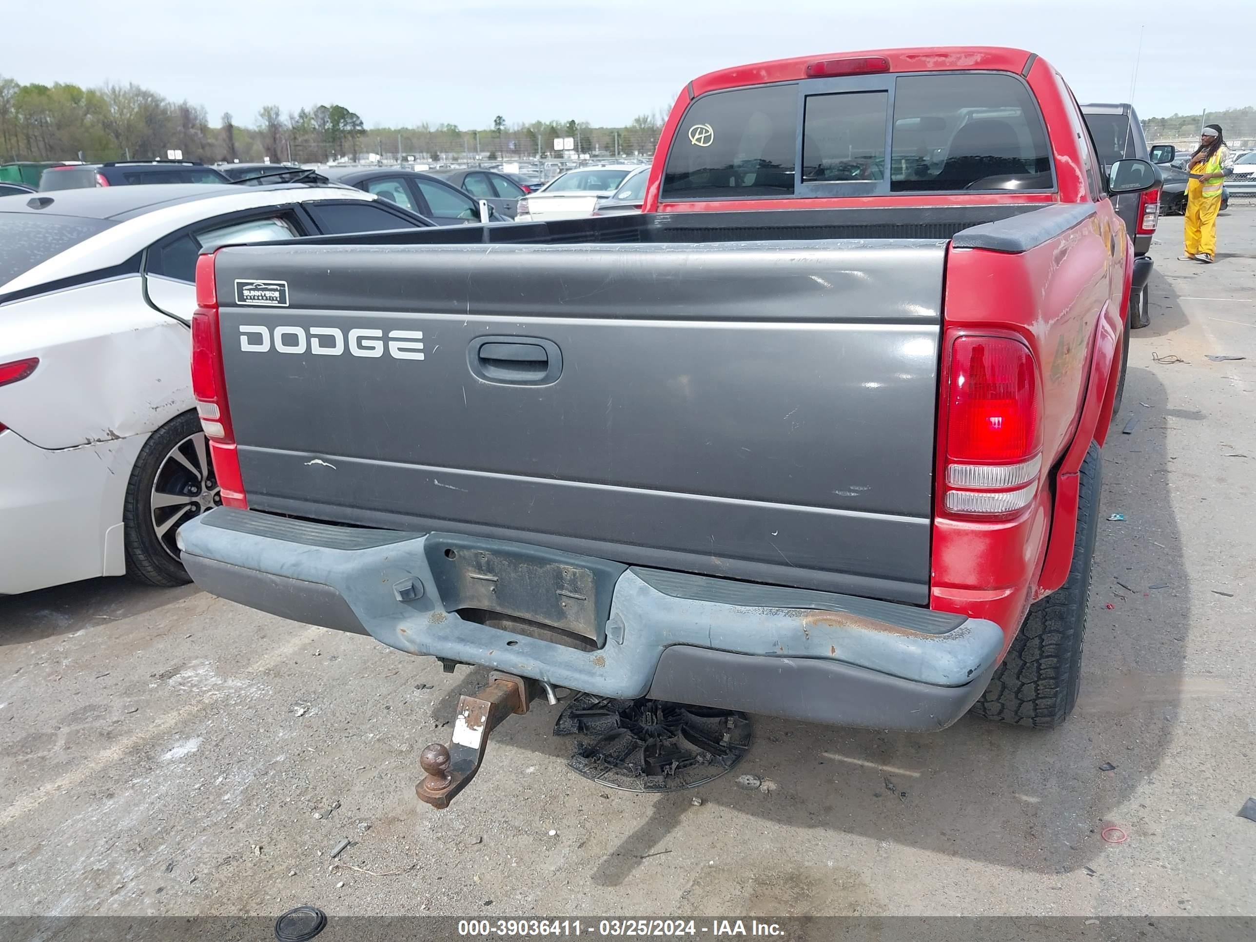 Photo 16 VIN: 1D7HG12X73S136011 - DODGE DAKOTA 