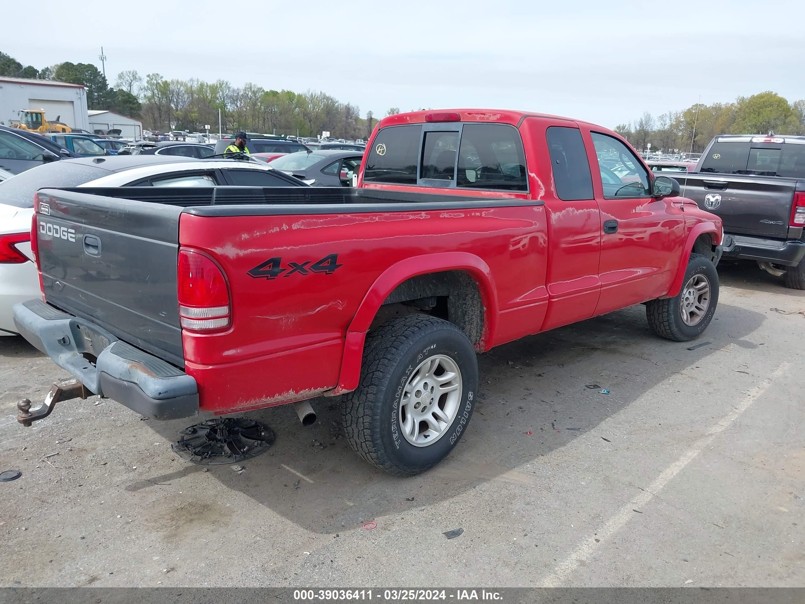 Photo 3 VIN: 1D7HG12X73S136011 - DODGE DAKOTA 