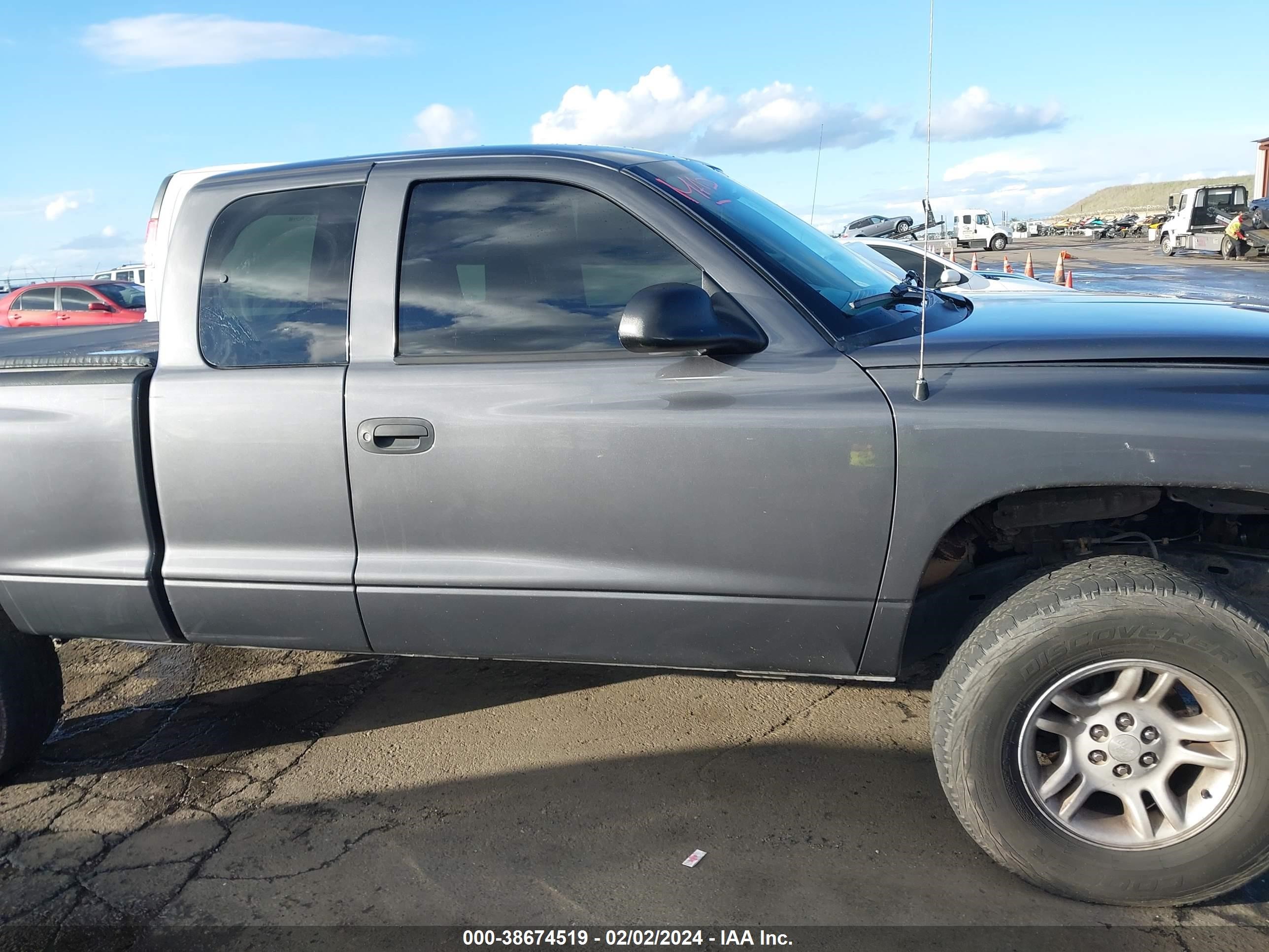 Photo 13 VIN: 1D7HG32N24S595278 - DODGE DAKOTA 