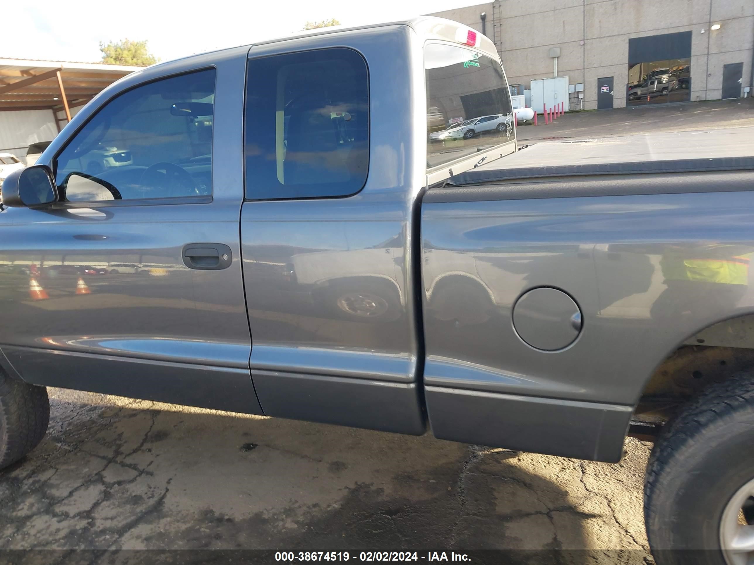 Photo 14 VIN: 1D7HG32N24S595278 - DODGE DAKOTA 