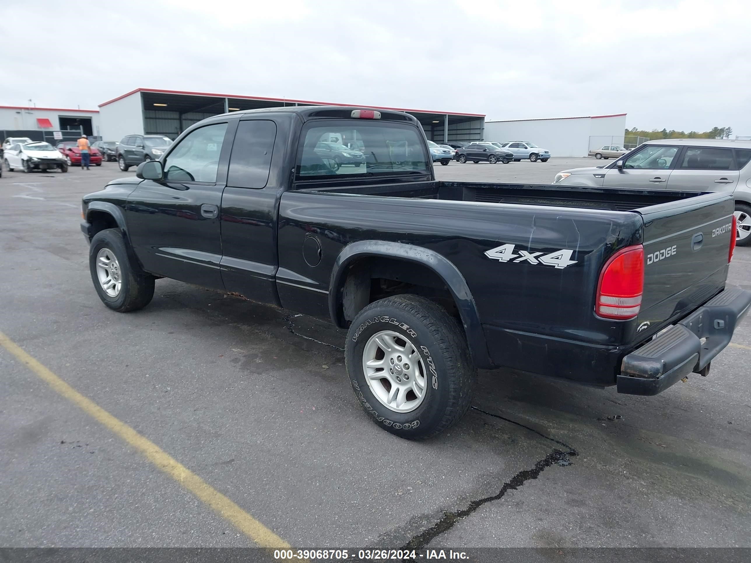 Photo 2 VIN: 1D7HG32N64S525119 - DODGE DAKOTA 