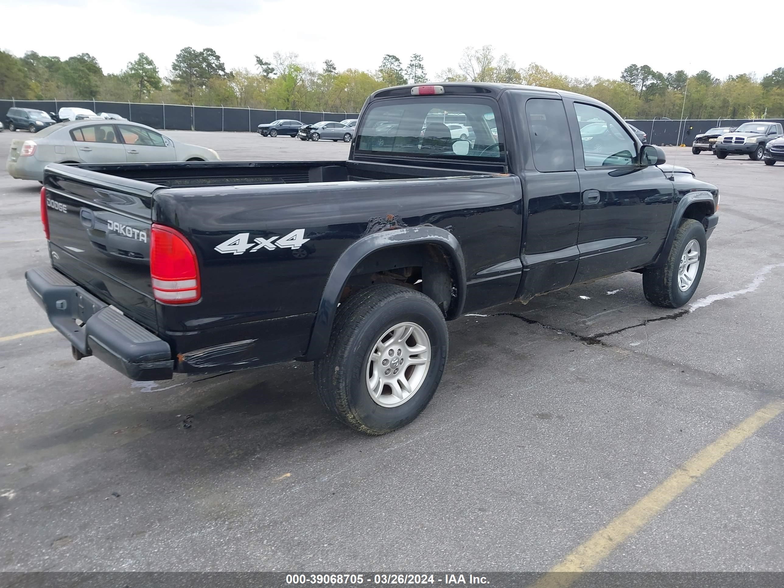 Photo 3 VIN: 1D7HG32N64S525119 - DODGE DAKOTA 