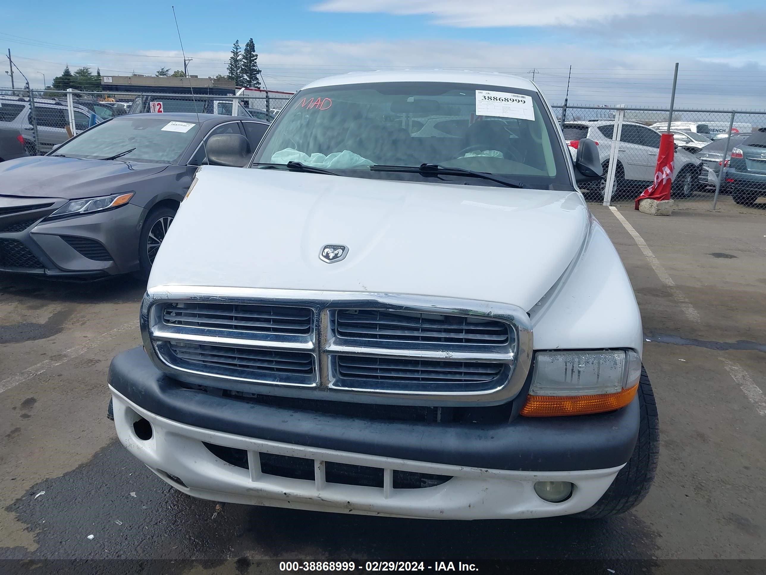 Photo 11 VIN: 1D7HG38K54S659570 - DODGE DAKOTA 