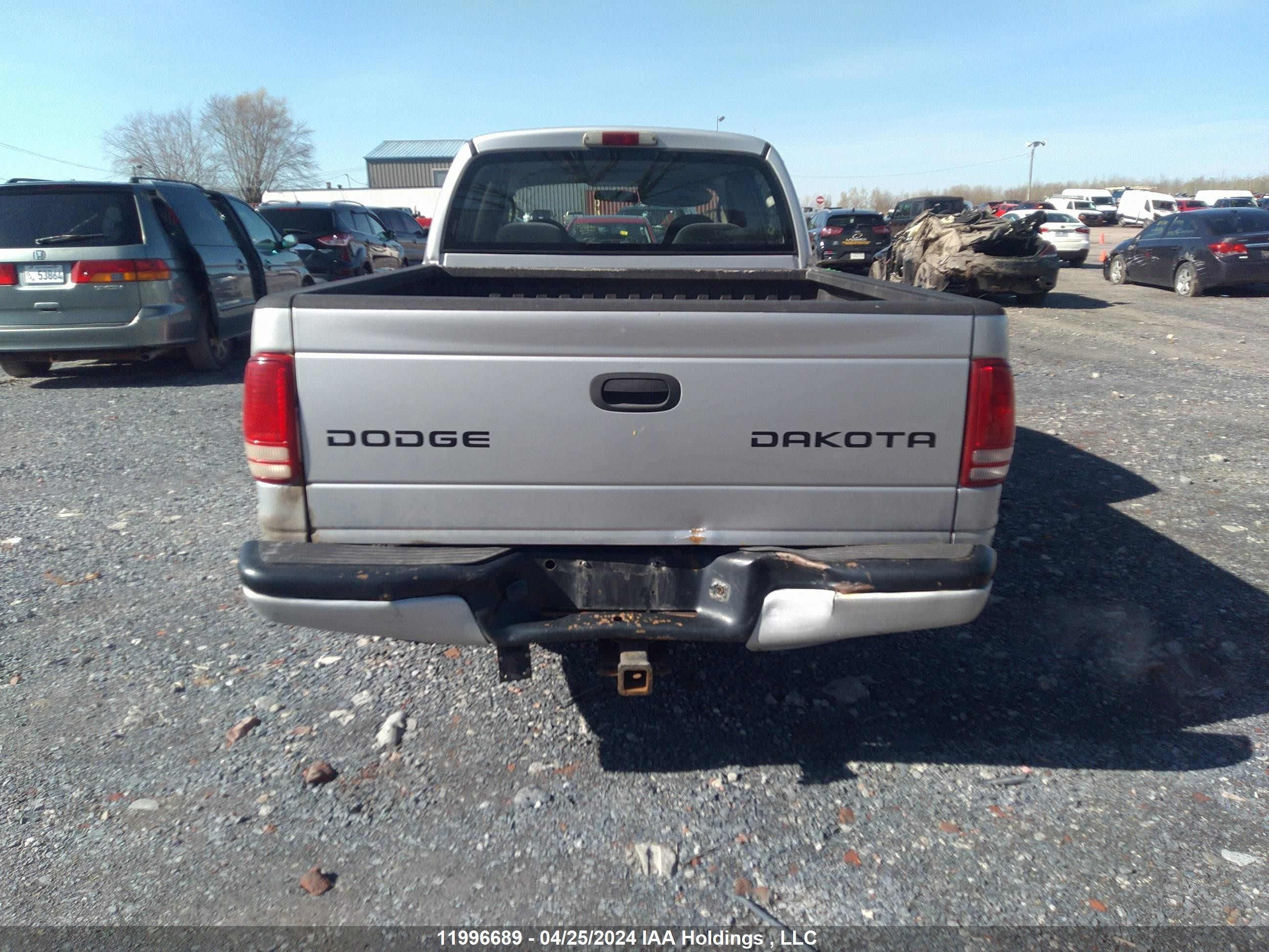 Photo 16 VIN: 1D7HG38N04S665951 - DODGE DAKOTA 