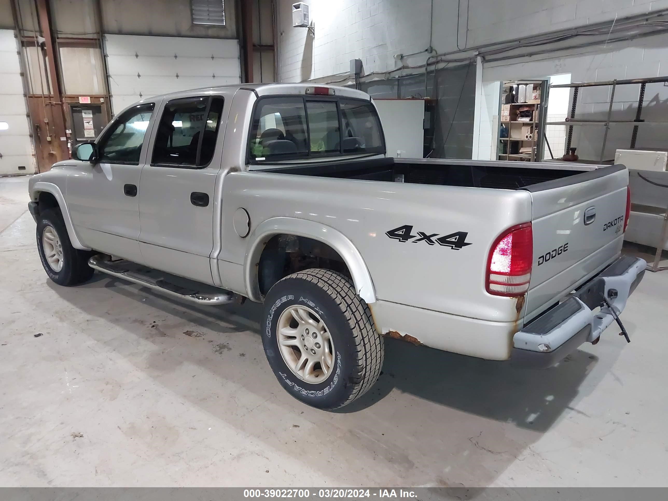 Photo 2 VIN: 1D7HG38N04S769551 - DODGE DAKOTA 