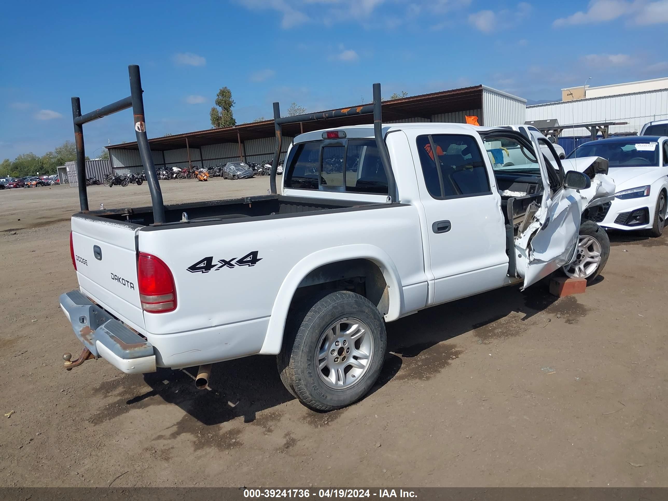 Photo 3 VIN: 1D7HG38N34S525201 - DODGE DAKOTA 