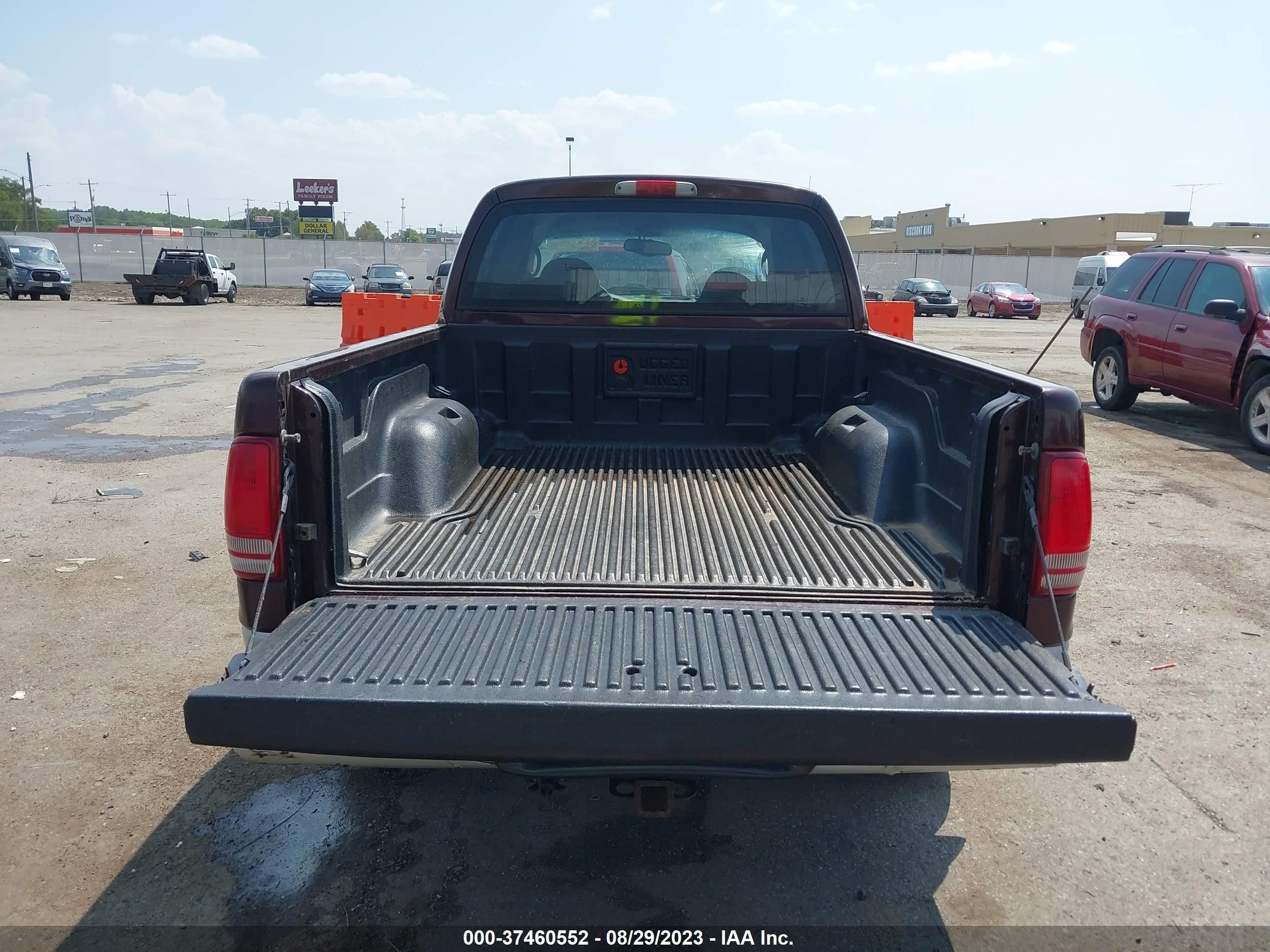 Photo 11 VIN: 1D7HG48N24S588893 - DODGE DAKOTA 