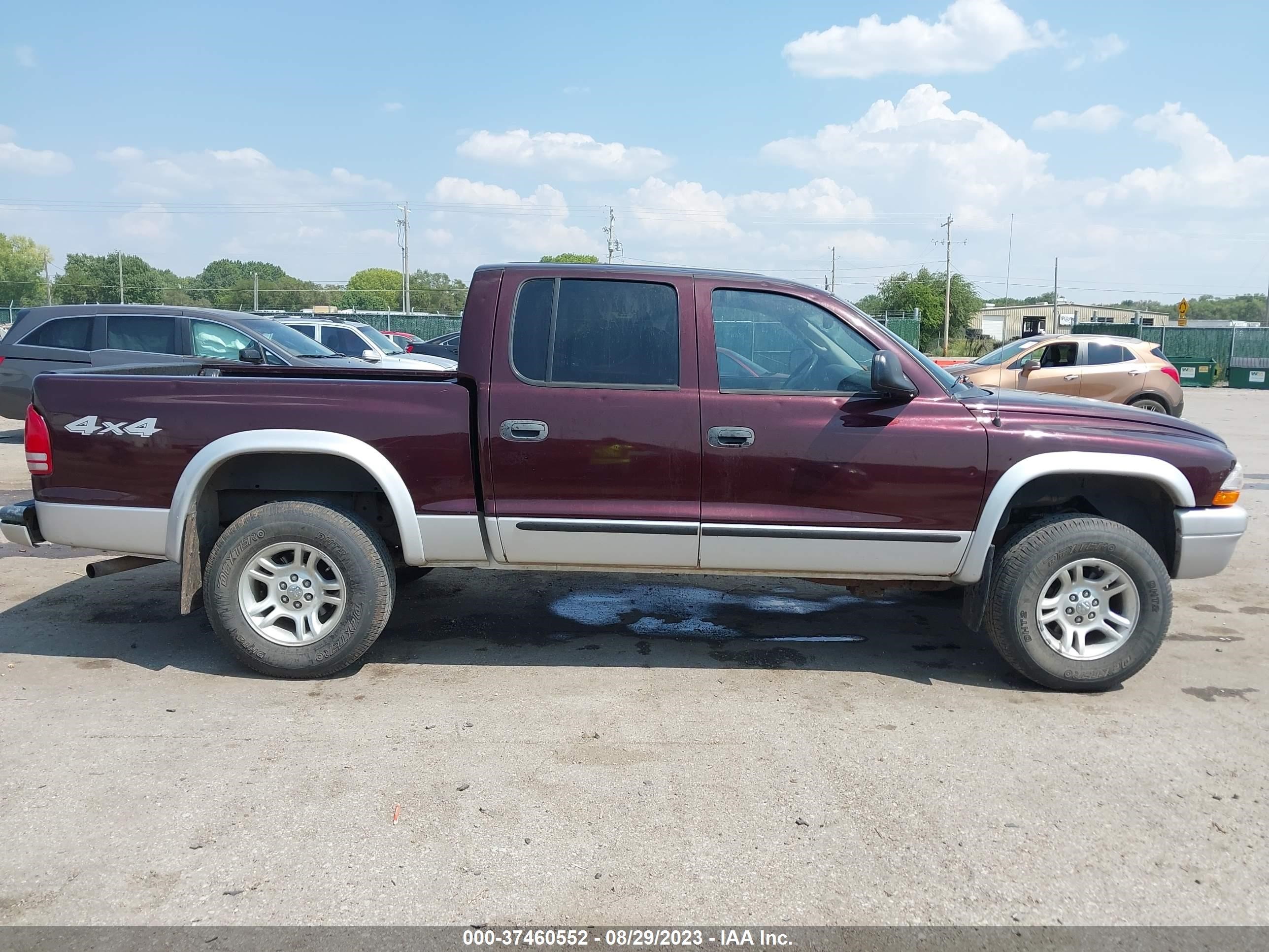 Photo 13 VIN: 1D7HG48N24S588893 - DODGE DAKOTA 