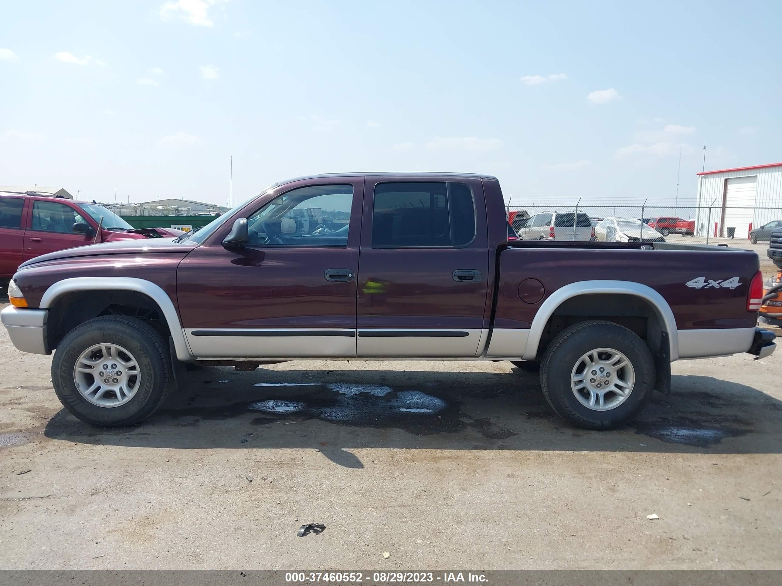 Photo 14 VIN: 1D7HG48N24S588893 - DODGE DAKOTA 