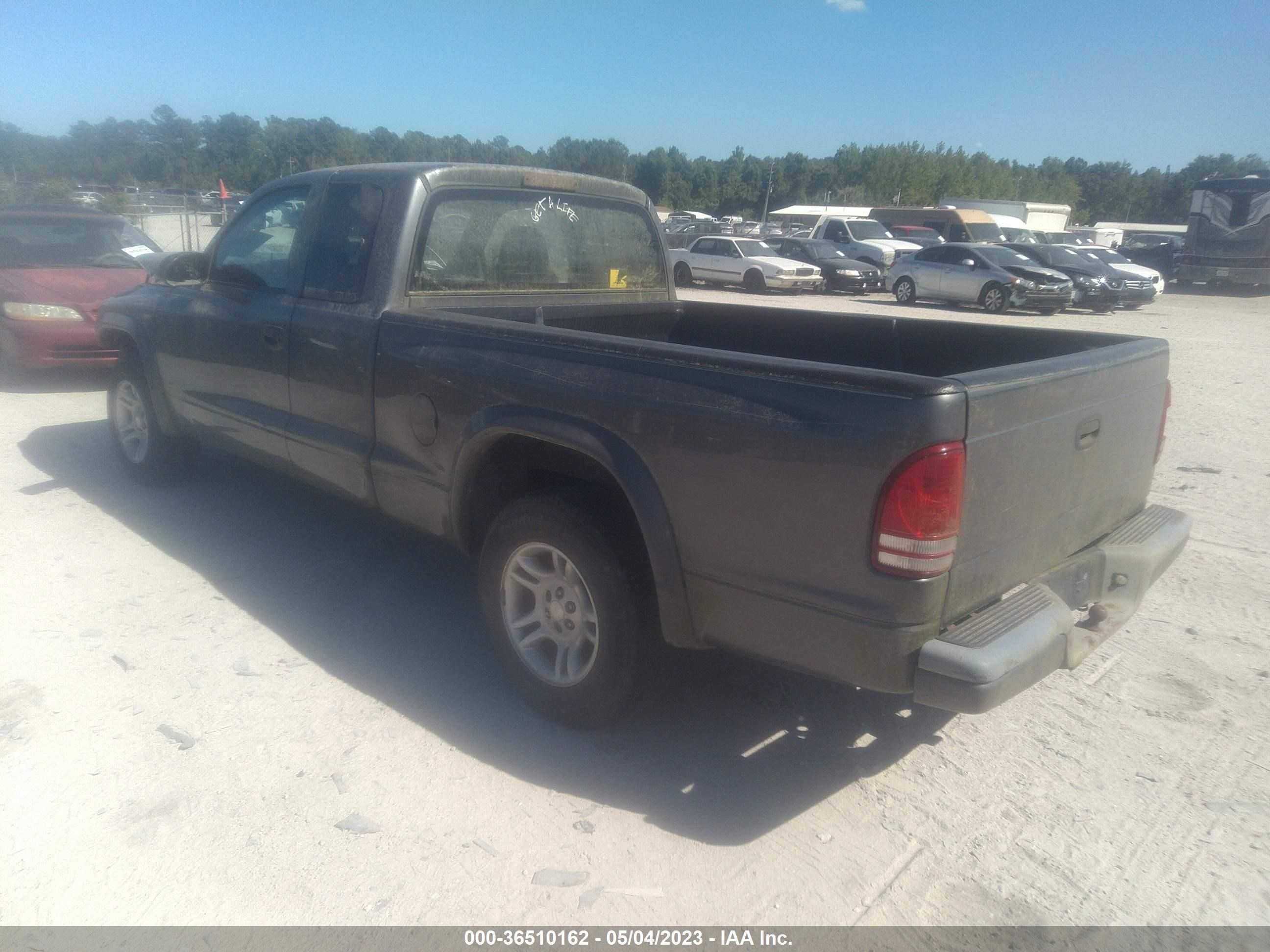 Photo 2 VIN: 1D7HL12X23S374666 - DODGE DAKOTA 