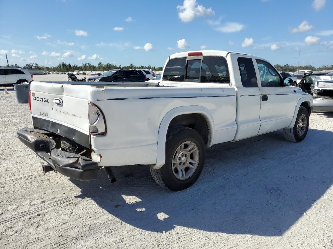 Photo 2 VIN: 1D7HL12X33S135420 - DODGE DAKOTA 