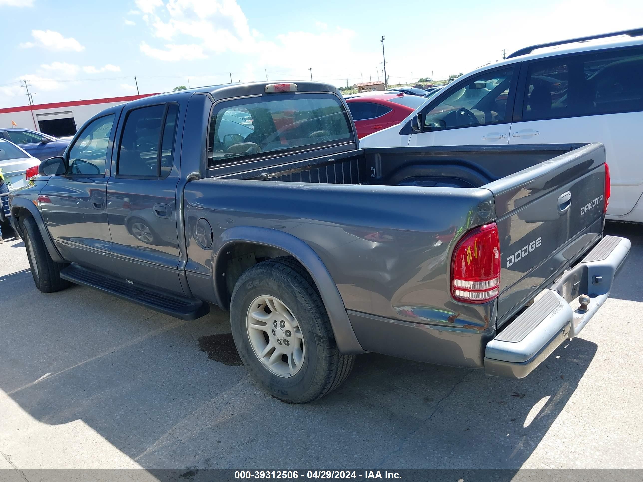 Photo 2 VIN: 1D7HL38K24S600973 - DODGE DAKOTA 