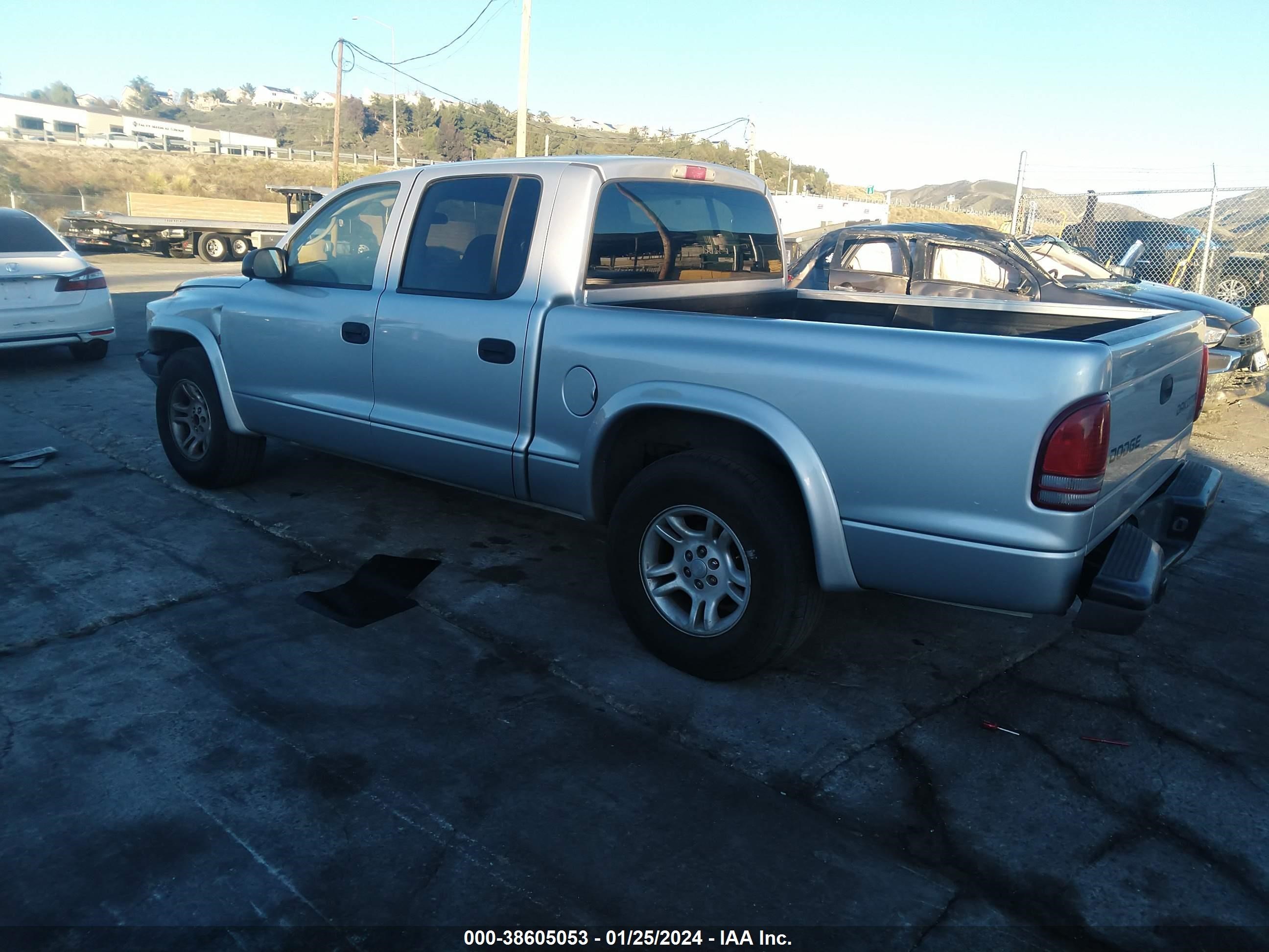 Photo 2 VIN: 1D7HL38K34S587201 - DODGE DAKOTA 