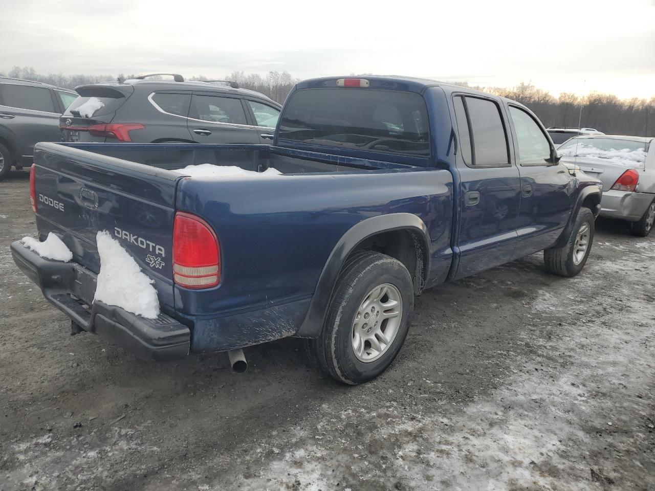 Photo 2 VIN: 1D7HL38K44S781428 - DODGE DAKOTA 