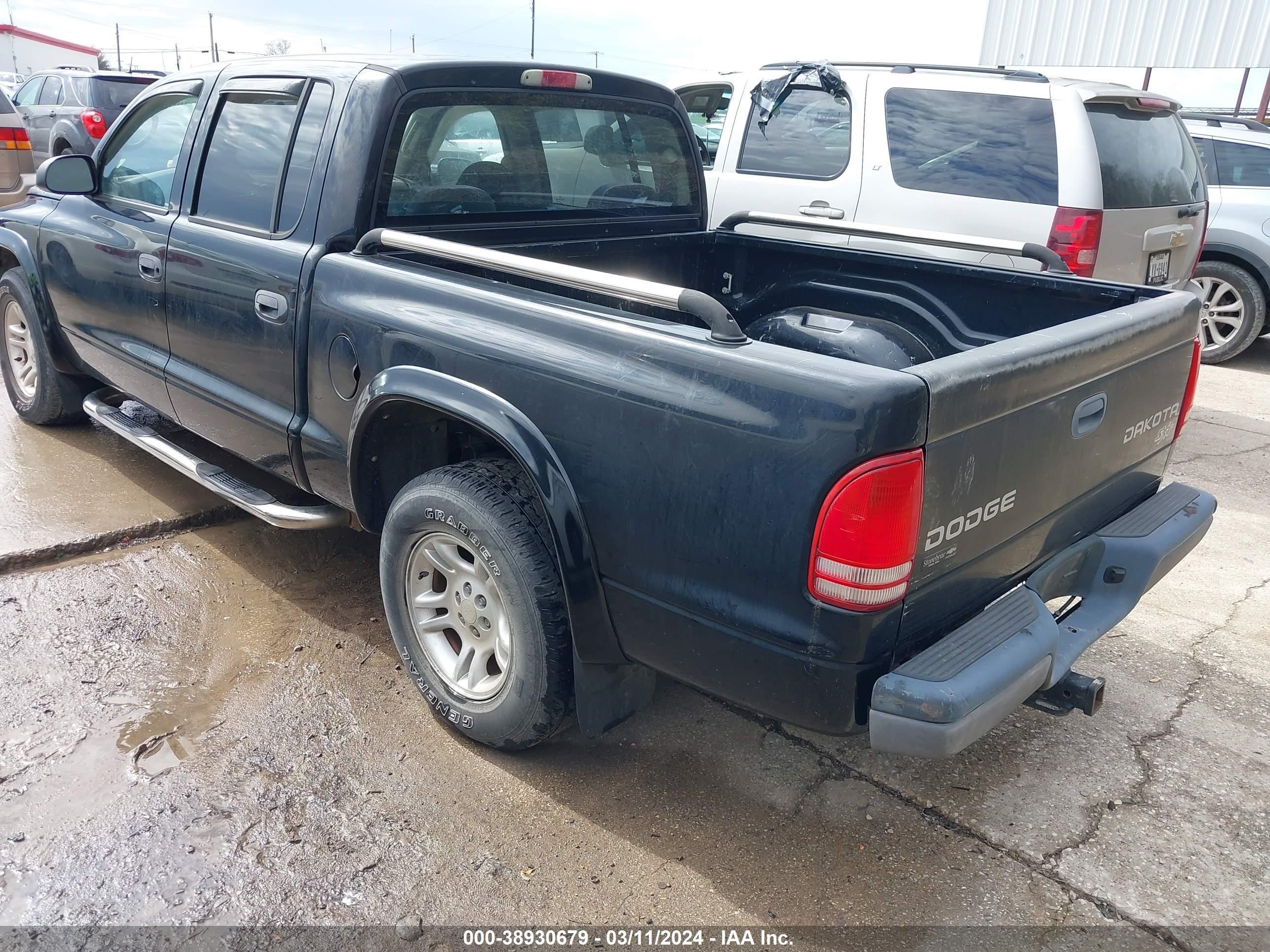 Photo 2 VIN: 1D7HL38K74S711471 - DODGE DAKOTA 