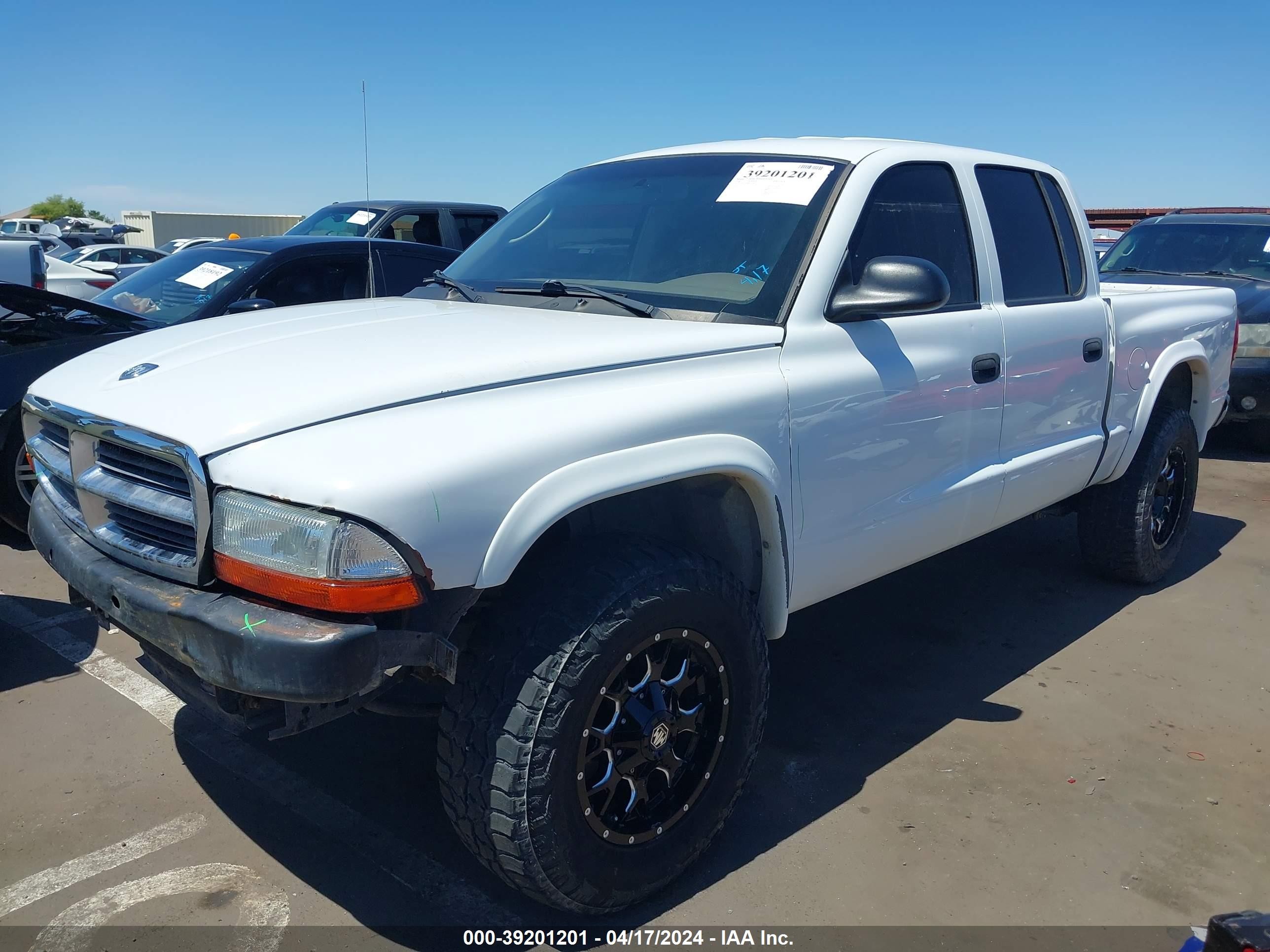 Photo 1 VIN: 1D7HL38N84S547853 - DODGE DAKOTA 