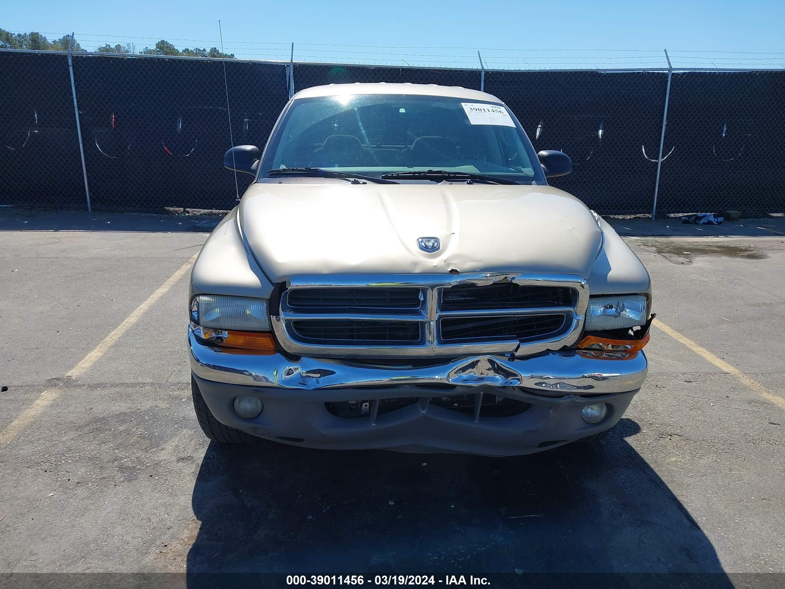 Photo 11 VIN: 1D7HL48N34S521067 - DODGE DAKOTA 