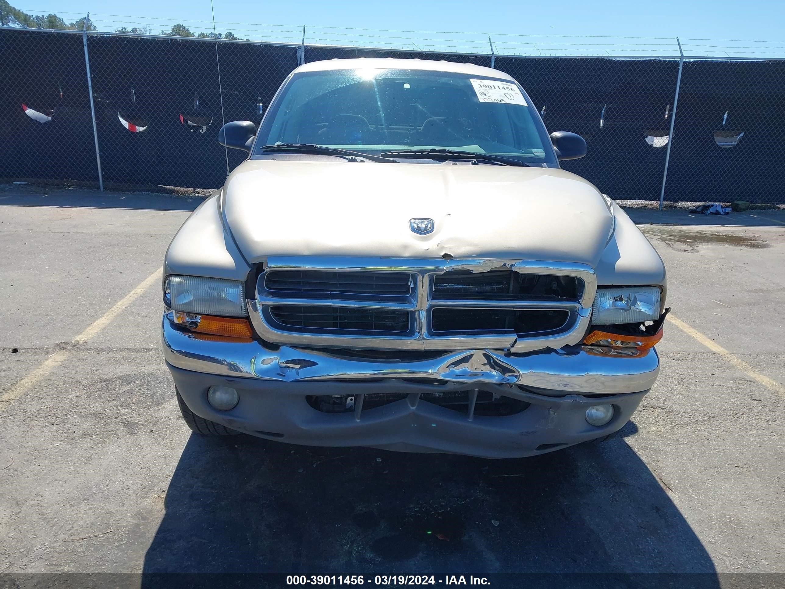 Photo 5 VIN: 1D7HL48N34S521067 - DODGE DAKOTA 