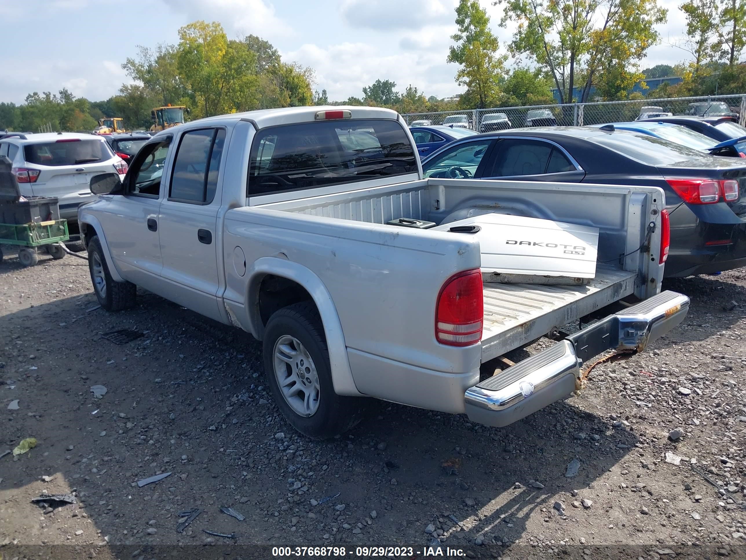 Photo 2 VIN: 1D7HL48X73S184161 - DODGE DAKOTA 