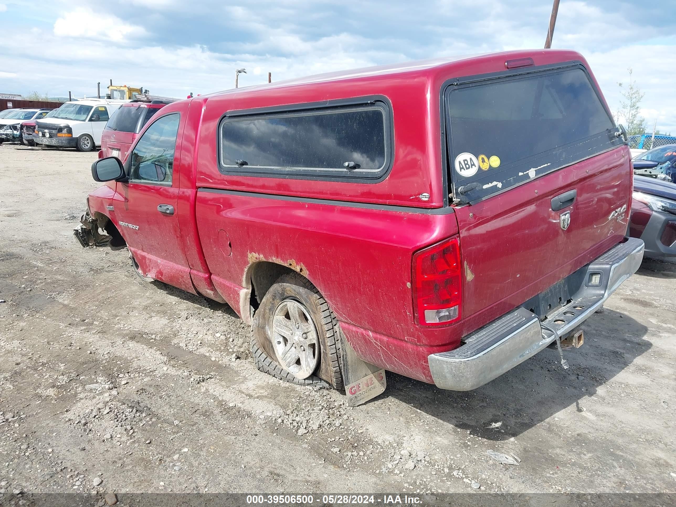 Photo 2 VIN: 1D7HU162X6J111590 - DODGE RAM 