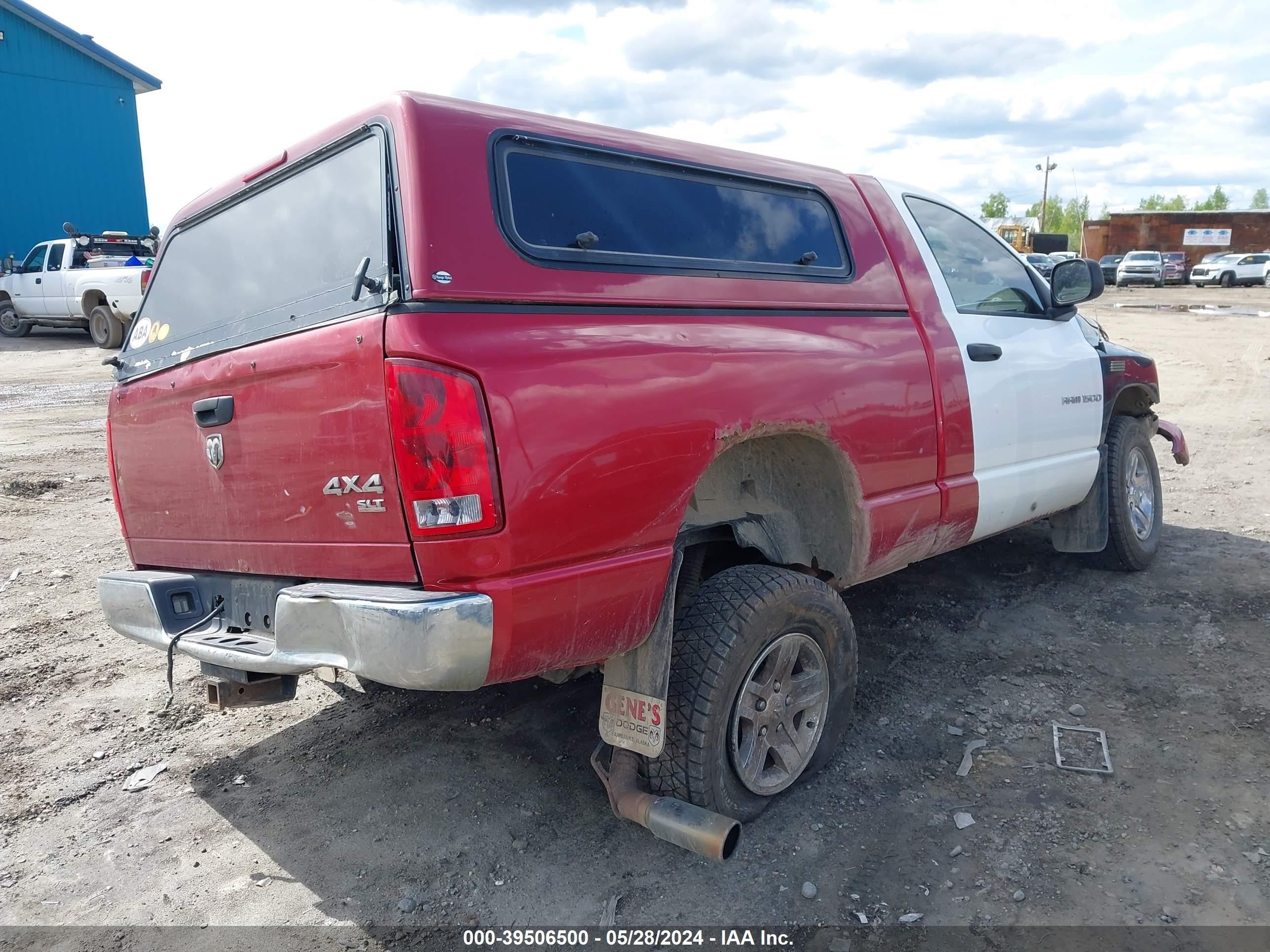 Photo 3 VIN: 1D7HU162X6J111590 - DODGE RAM 