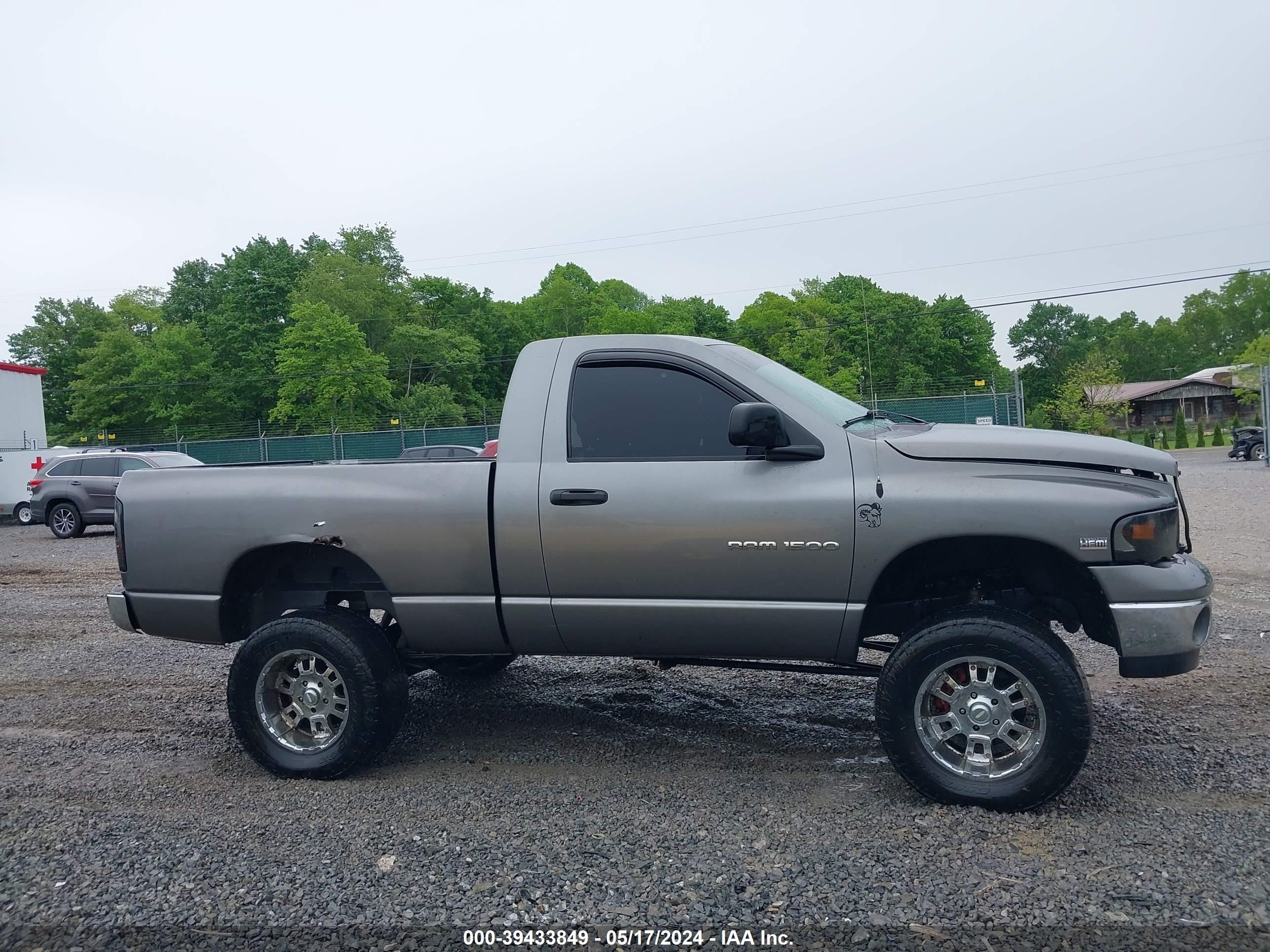 Photo 12 VIN: 1D7HU16D05J607983 - DODGE RAM 