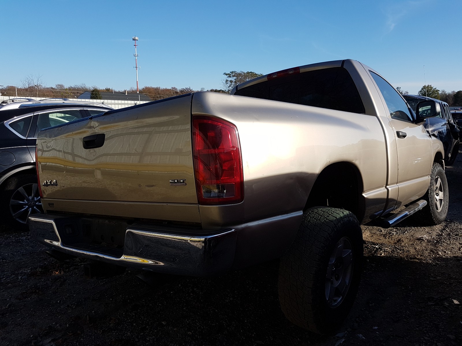 Photo 3 VIN: 1D7HU16D25J567244 - DODGE RAM 1500 S 