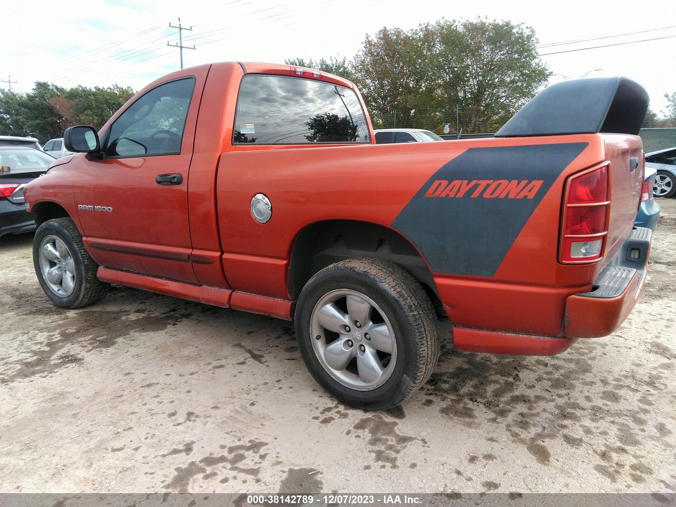 Photo 2 VIN: 1D7HU16D65J639613 - DODGE RAM 