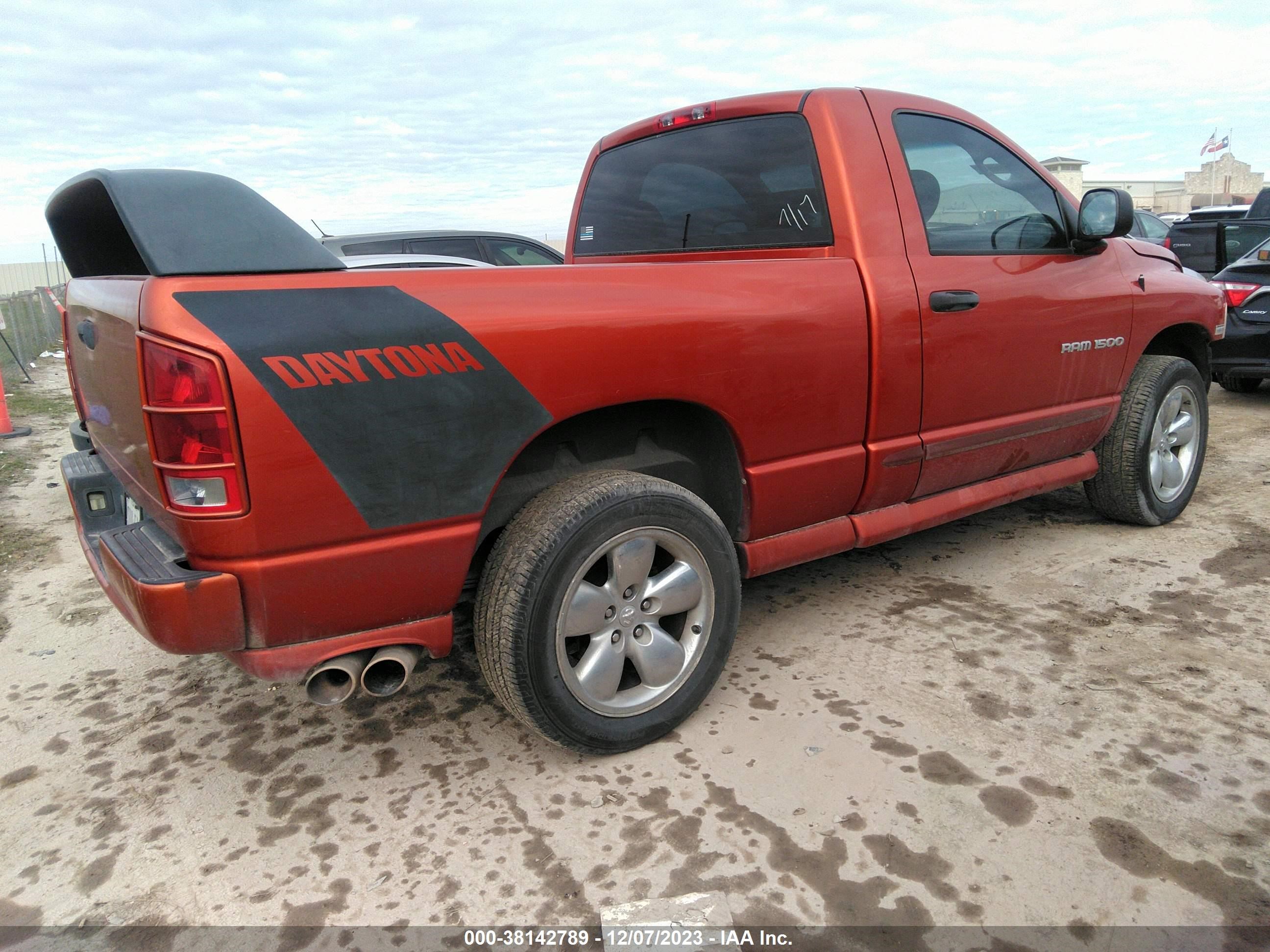 Photo 3 VIN: 1D7HU16D65J639613 - DODGE RAM 