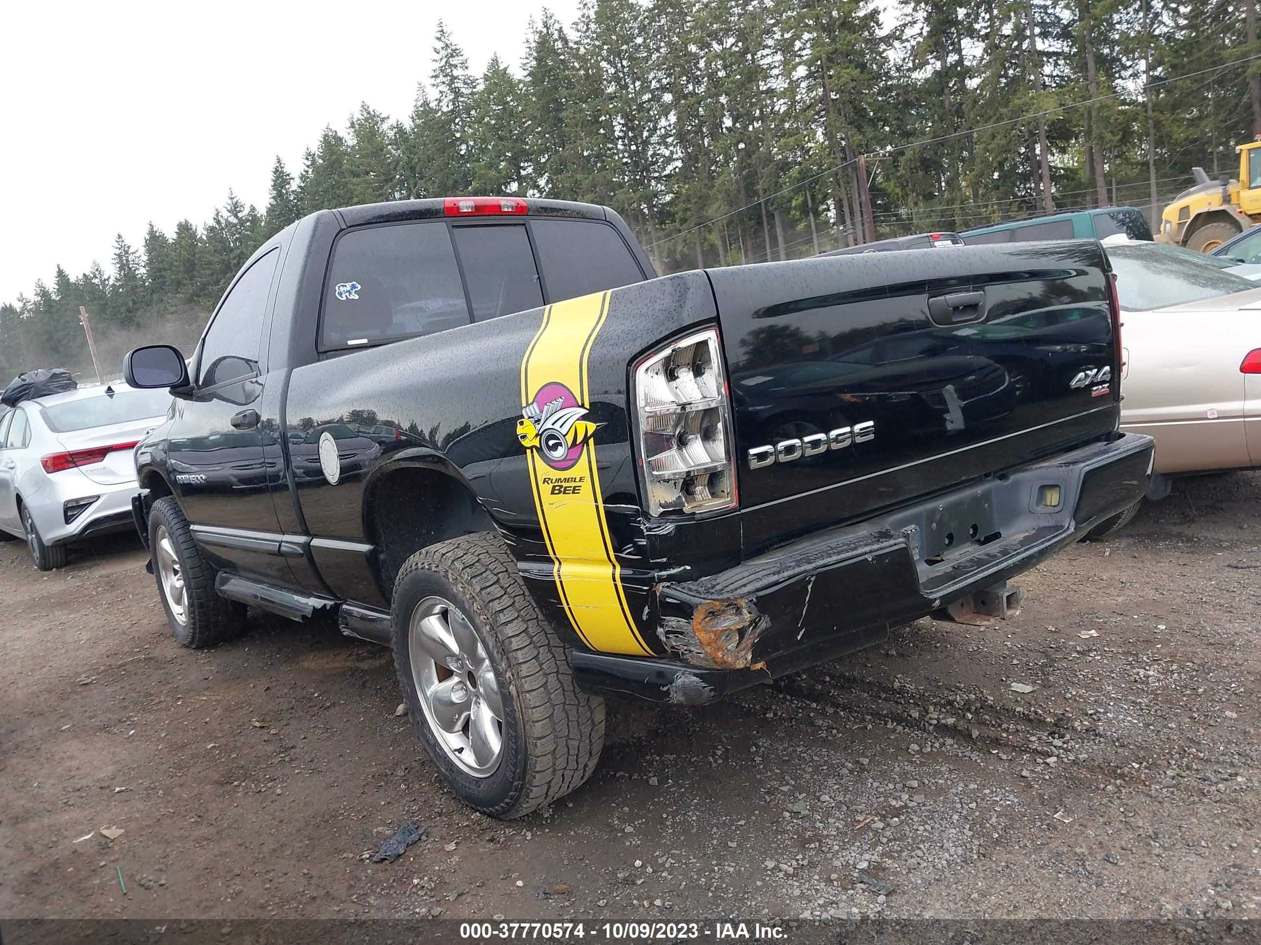 Photo 2 VIN: 1D7HU16D74J278147 - DODGE RAM 