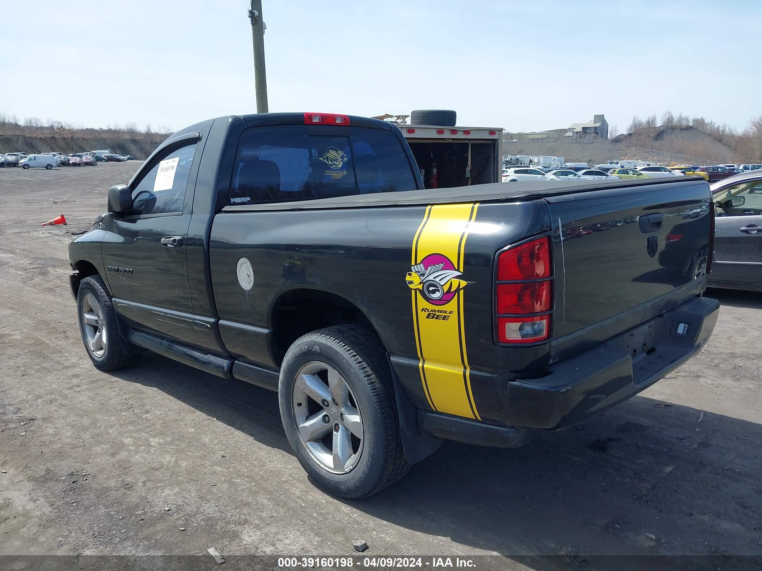 Photo 2 VIN: 1D7HU16DX5J515781 - DODGE RAM 