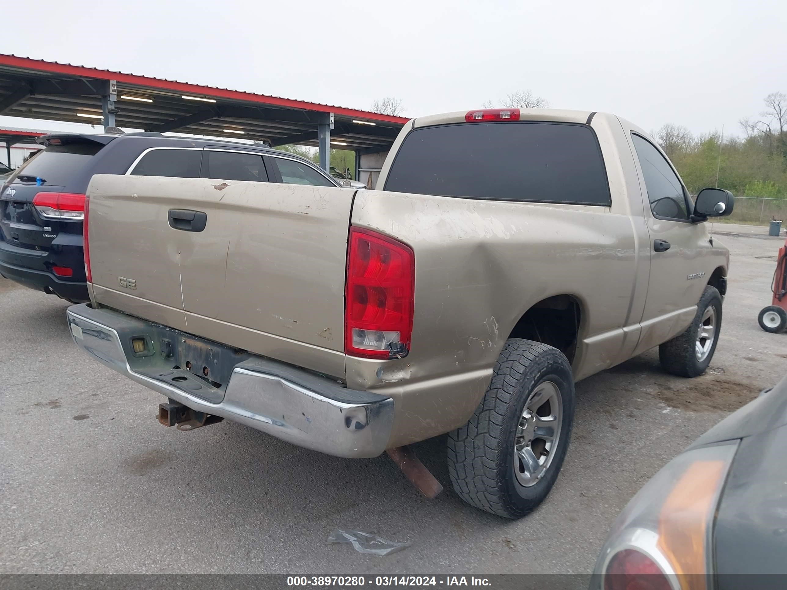 Photo 3 VIN: 1D7HU16N63J531899 - DODGE RAM 