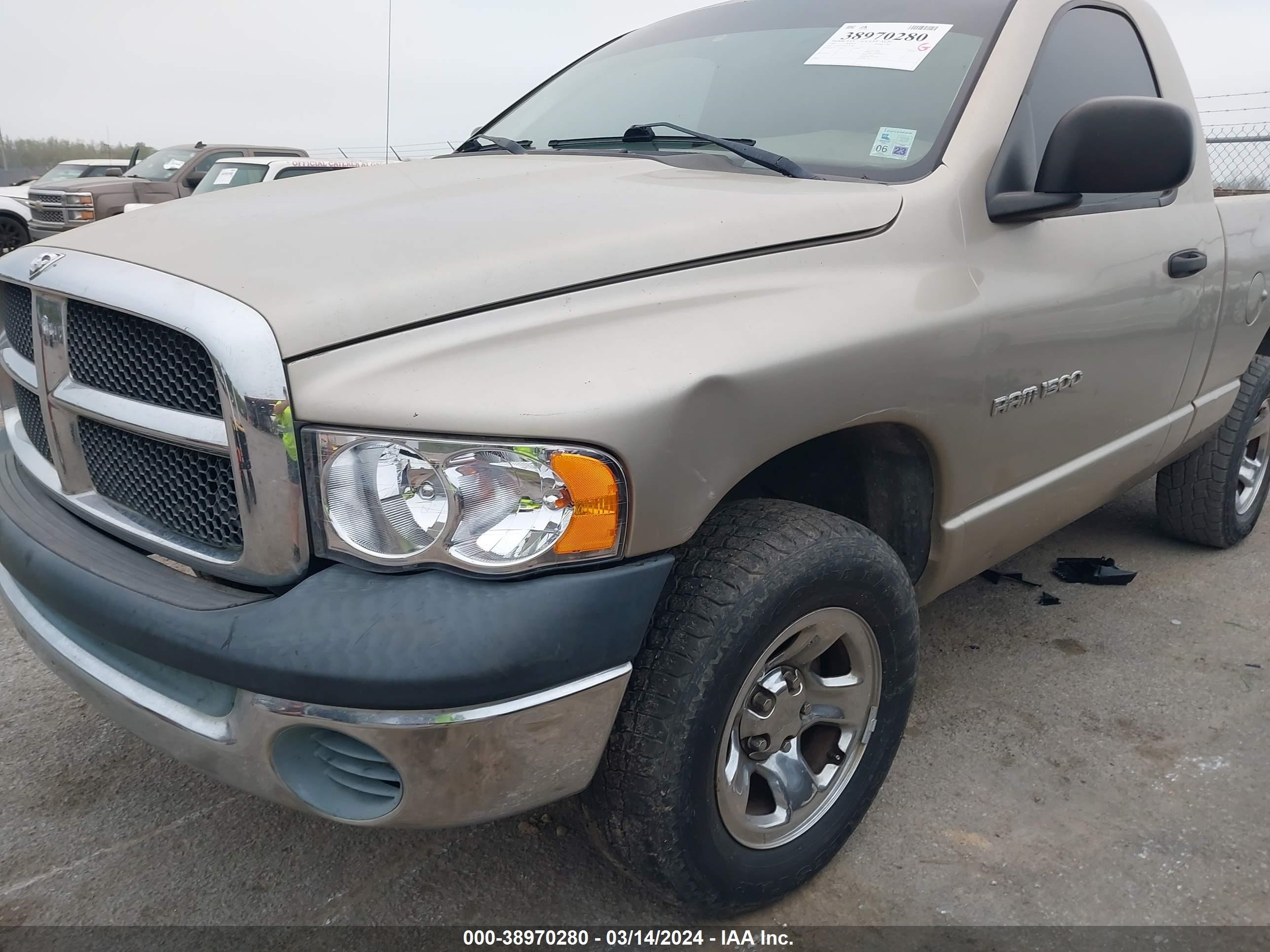 Photo 5 VIN: 1D7HU16N63J531899 - DODGE RAM 