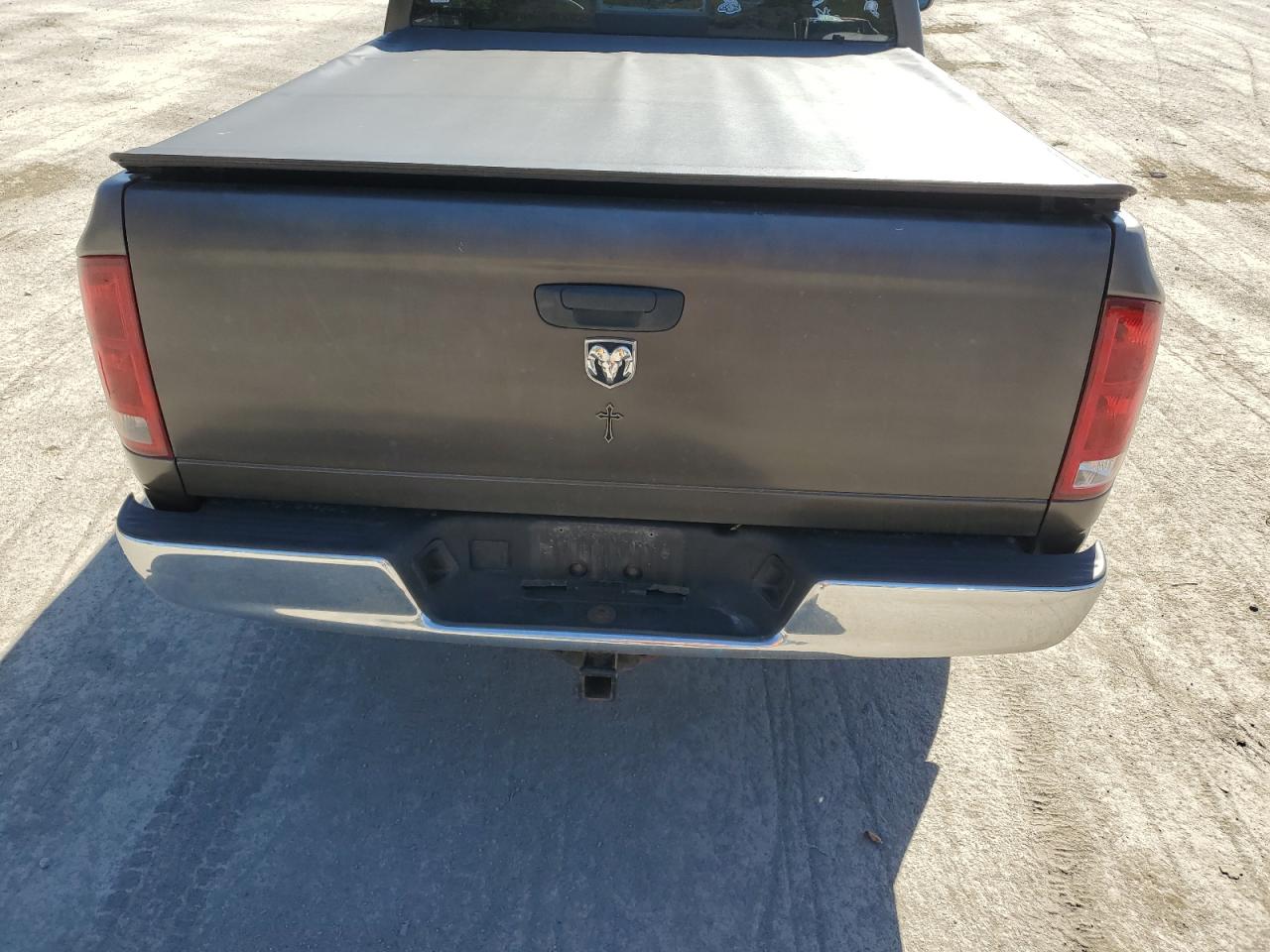 Photo 9 VIN: 1D7HU16N63J561694 - DODGE RAM 